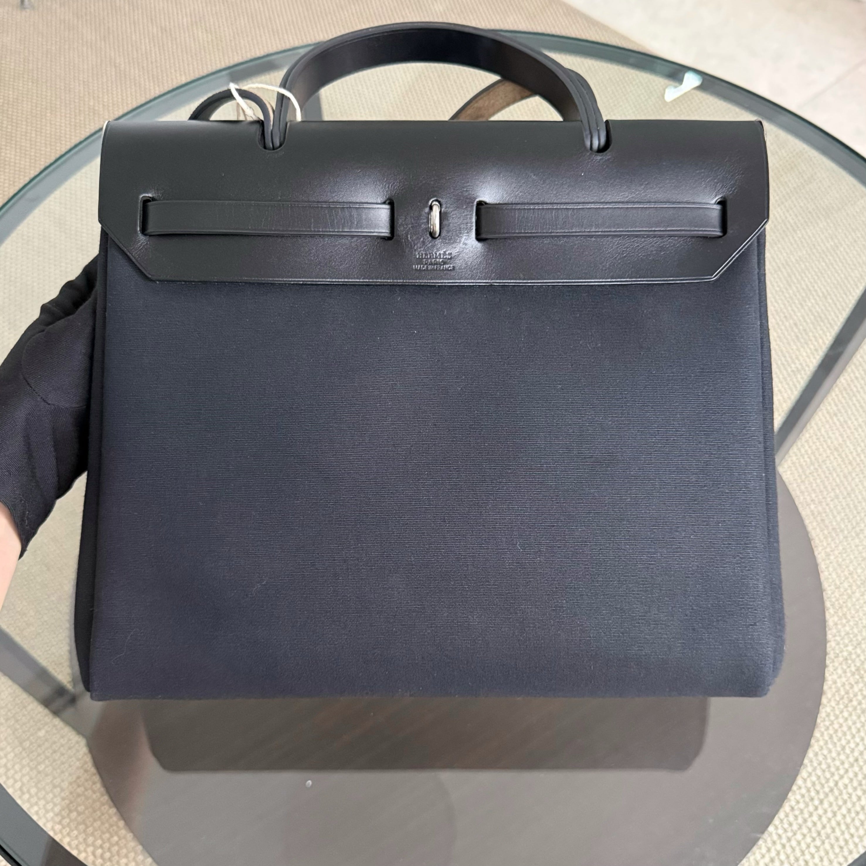 Hermes Herbag Zip 31 Plain Cloth Black PHW Stamp D