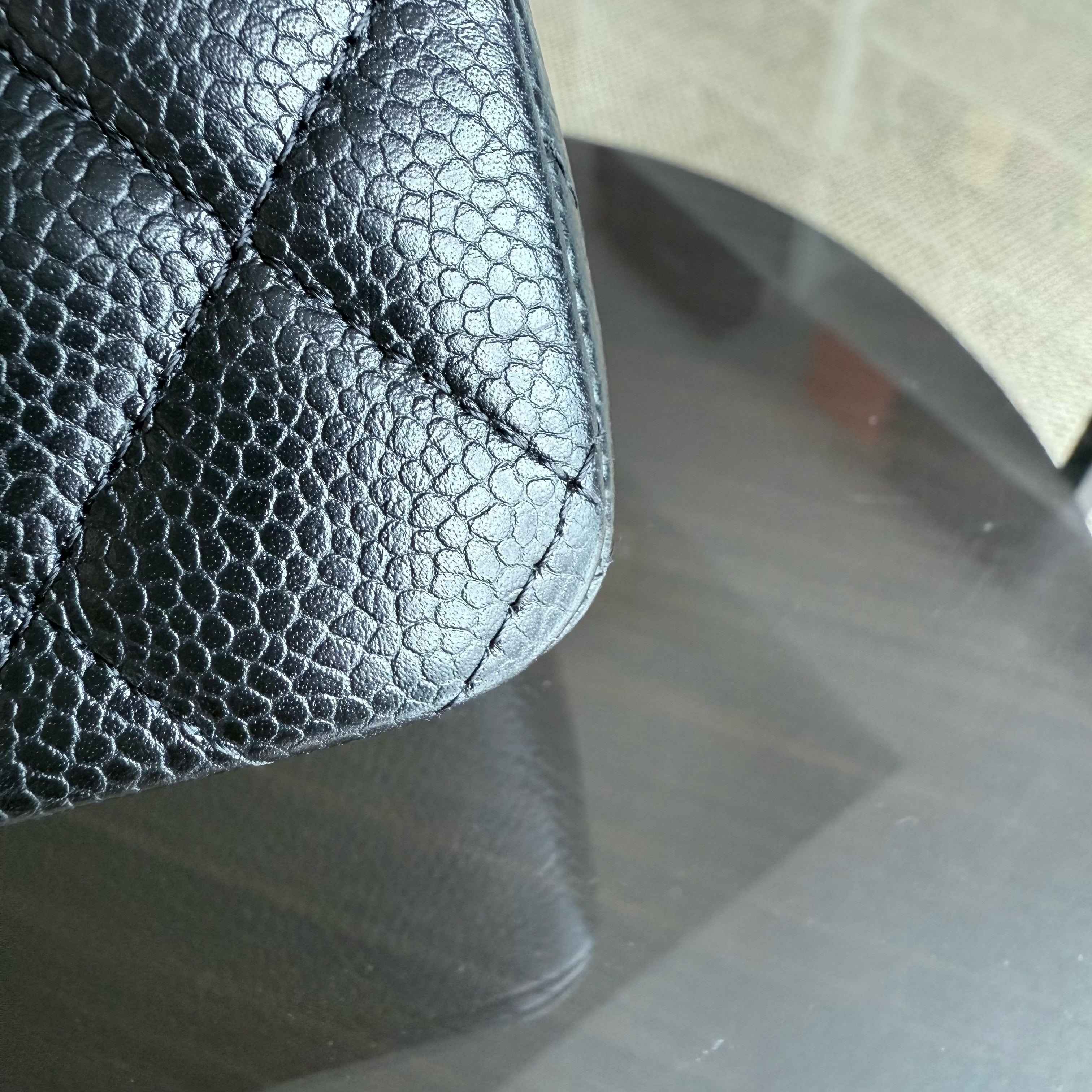 Chanel Classic Flap Small - Caviar 23CM Quilted Grained Calfskin Black Gold Hardware Series 23