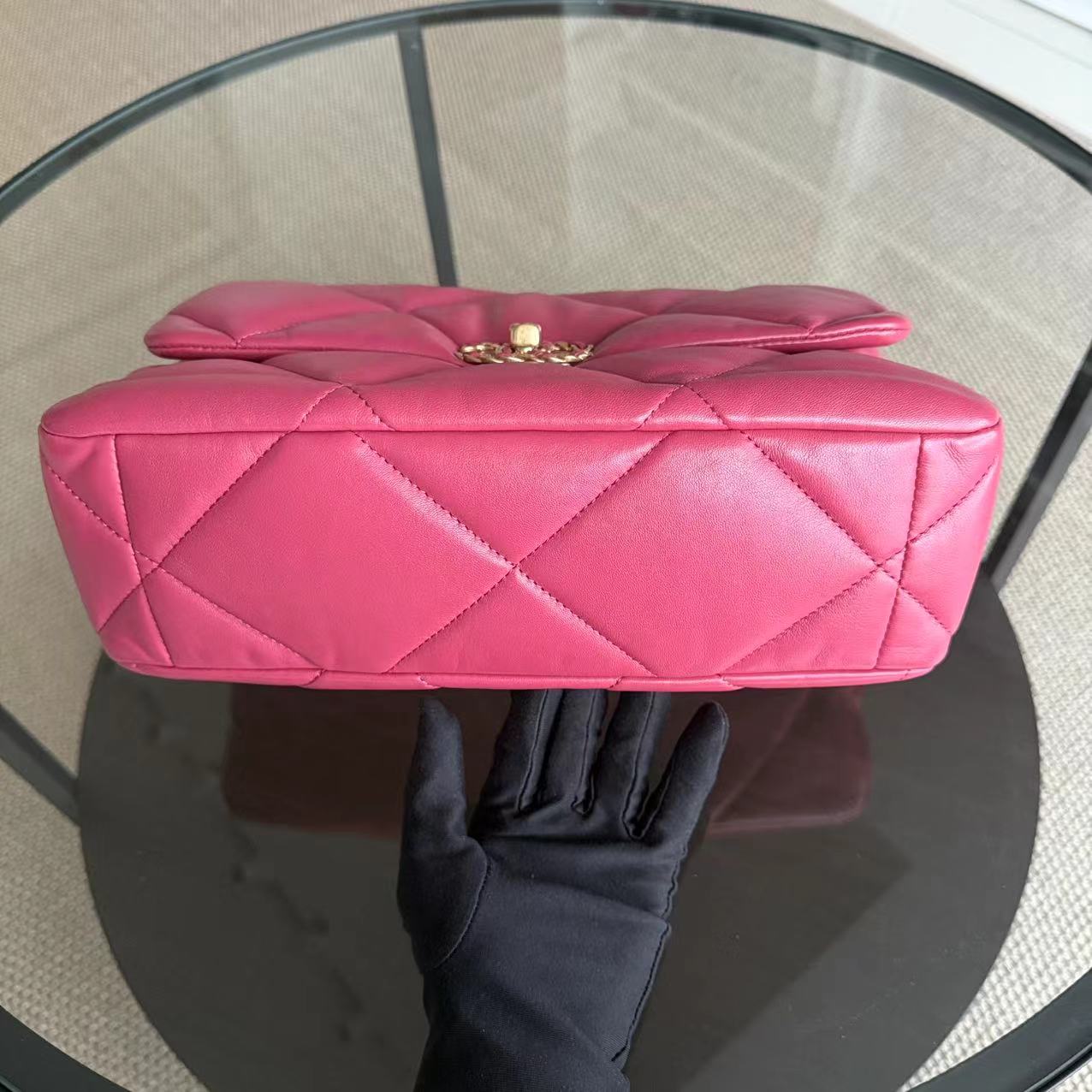 *Full Set, Microchip* Chanel 19 Bag Medium - C19 Goatskin Hot Pink Two Tone Gold Hardware