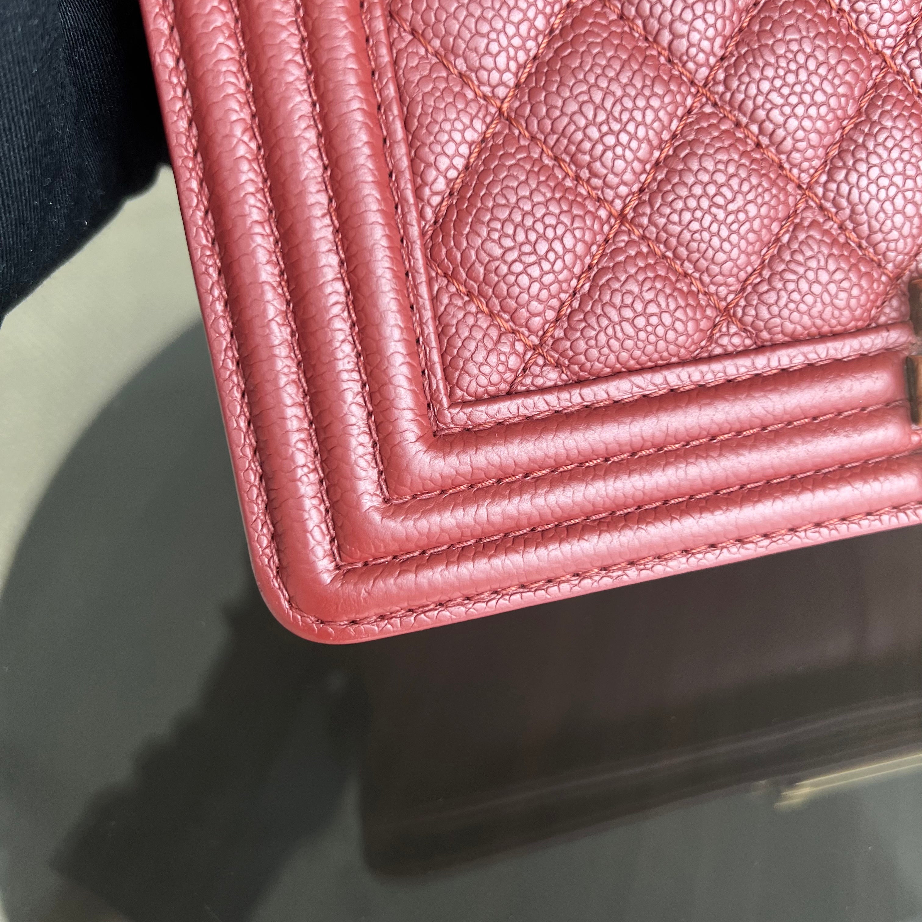 Chanel Boy Medium - Caviar 25CM Quilted Red Ruthenium Gold Hardware Series 20