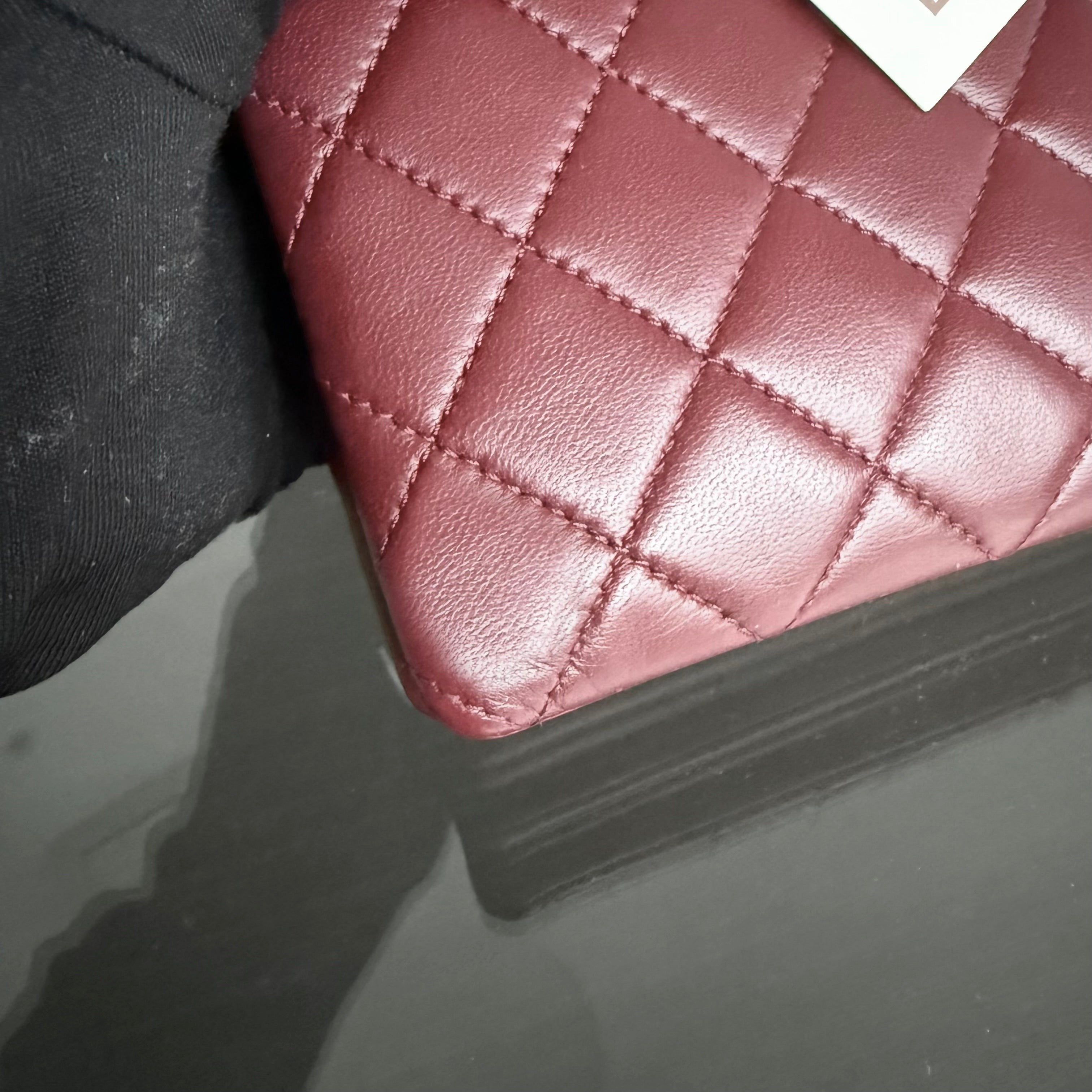 Chanel Flap Medium - 25CM Quilted Lambskin Burgundy Gold Hardware Series 21