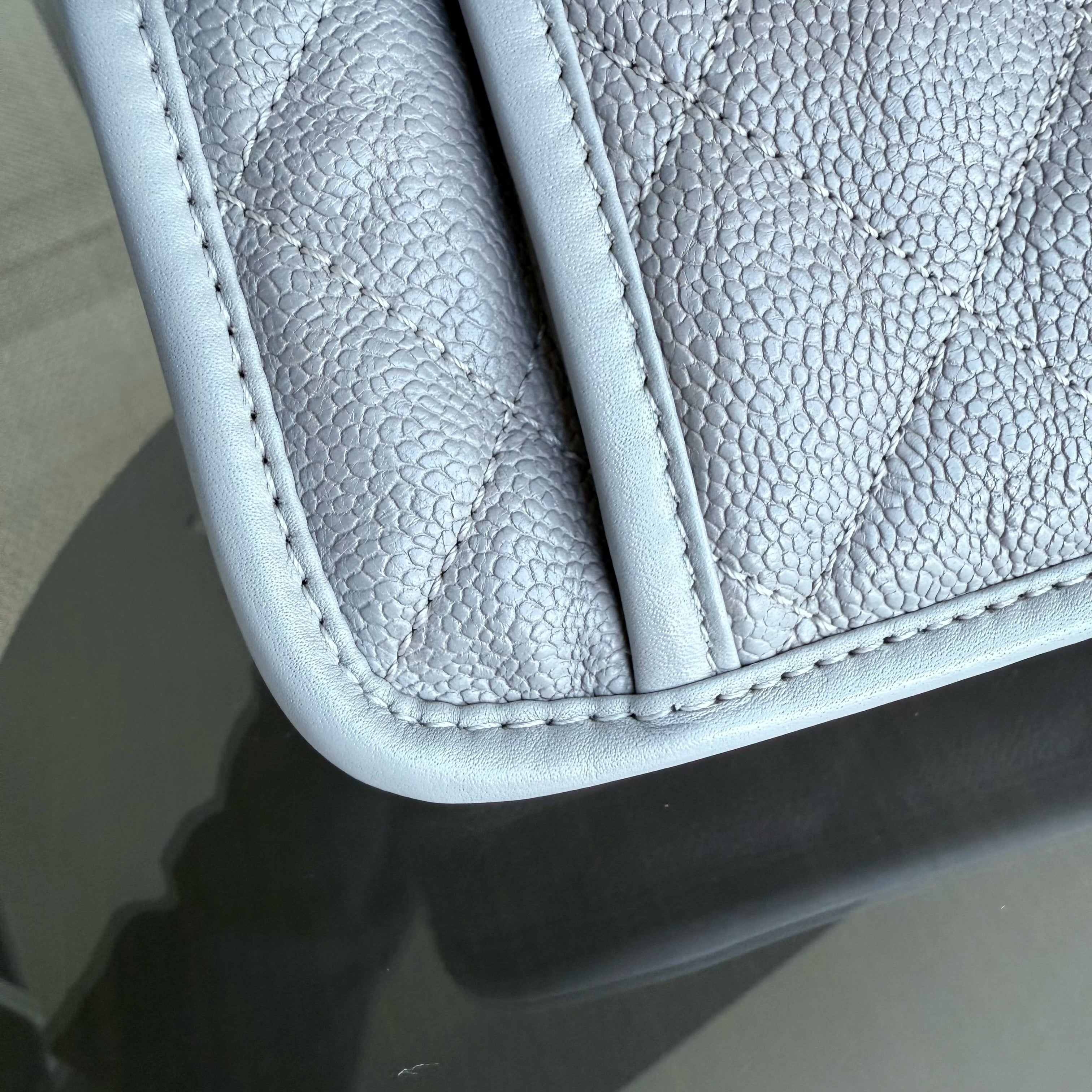 French Riviera - Caviar Quilted Grained Calfskin Grey Gray Silver Hardware Series 19