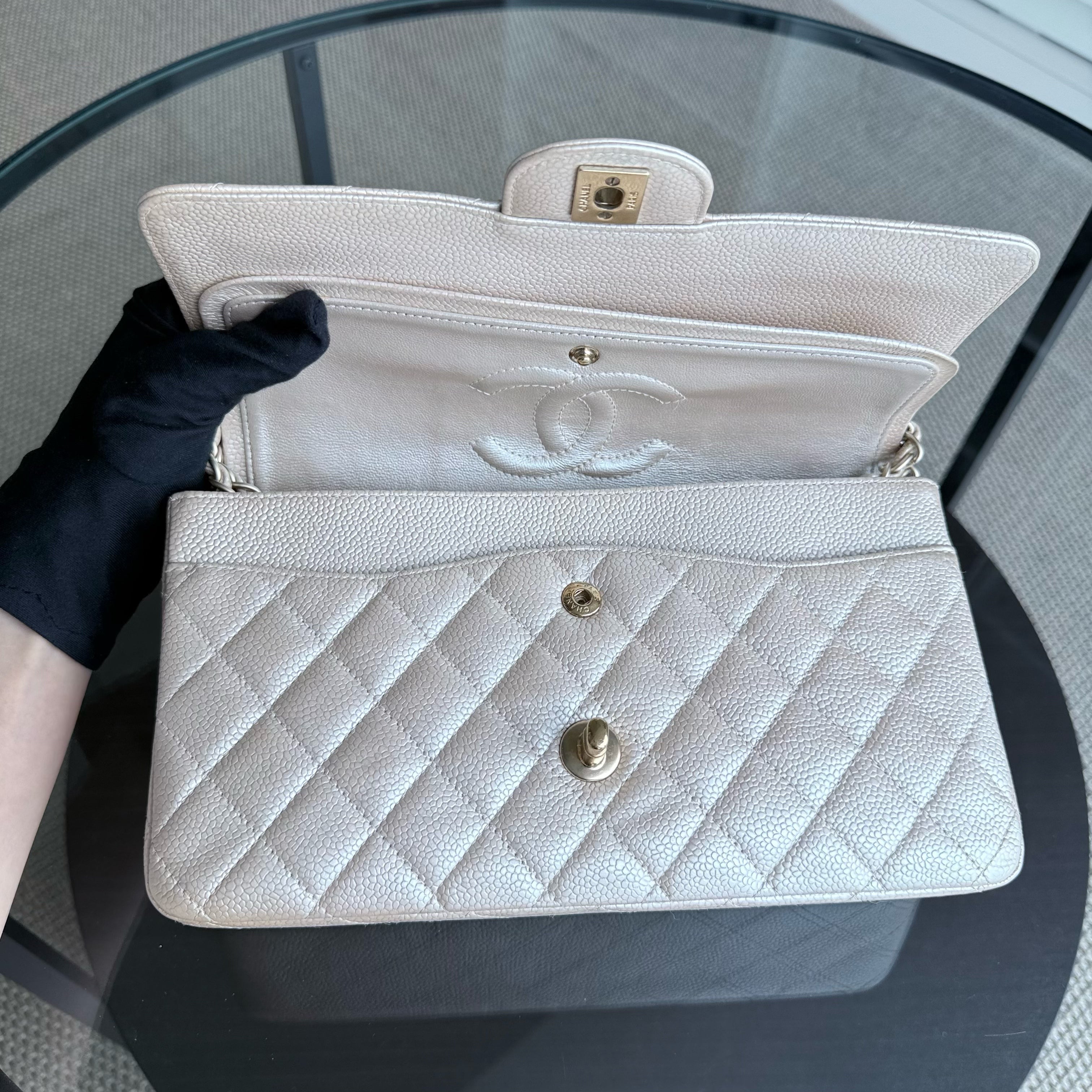 Chanel Classic Flap Medium - Caviar 25CM Quilted Pearl Iridescent Beige Gold Hardware Series 16