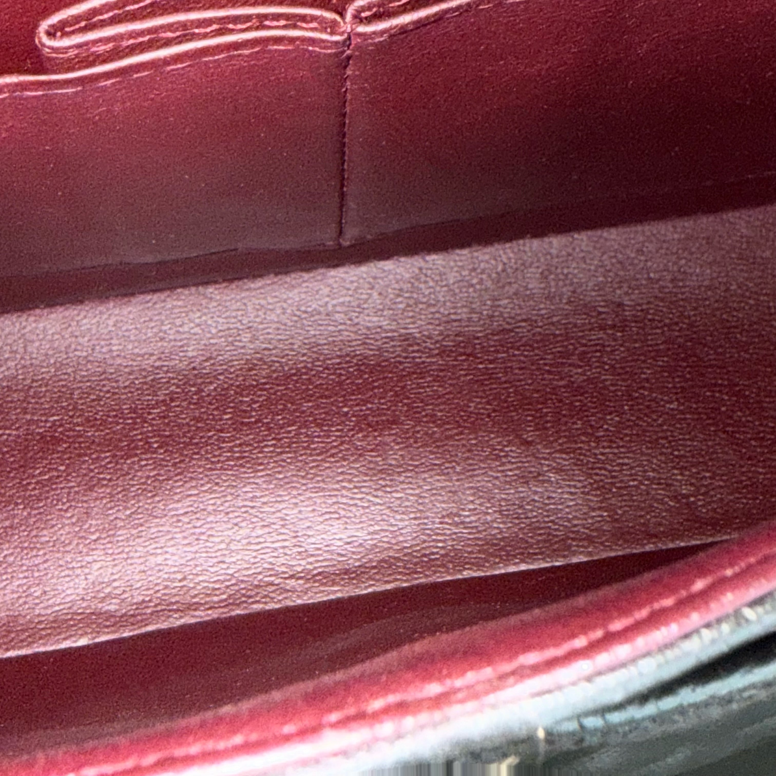 Chanel Classic Flap Small - Caviar 23CM Quilted Black Gold Hardware Series 25