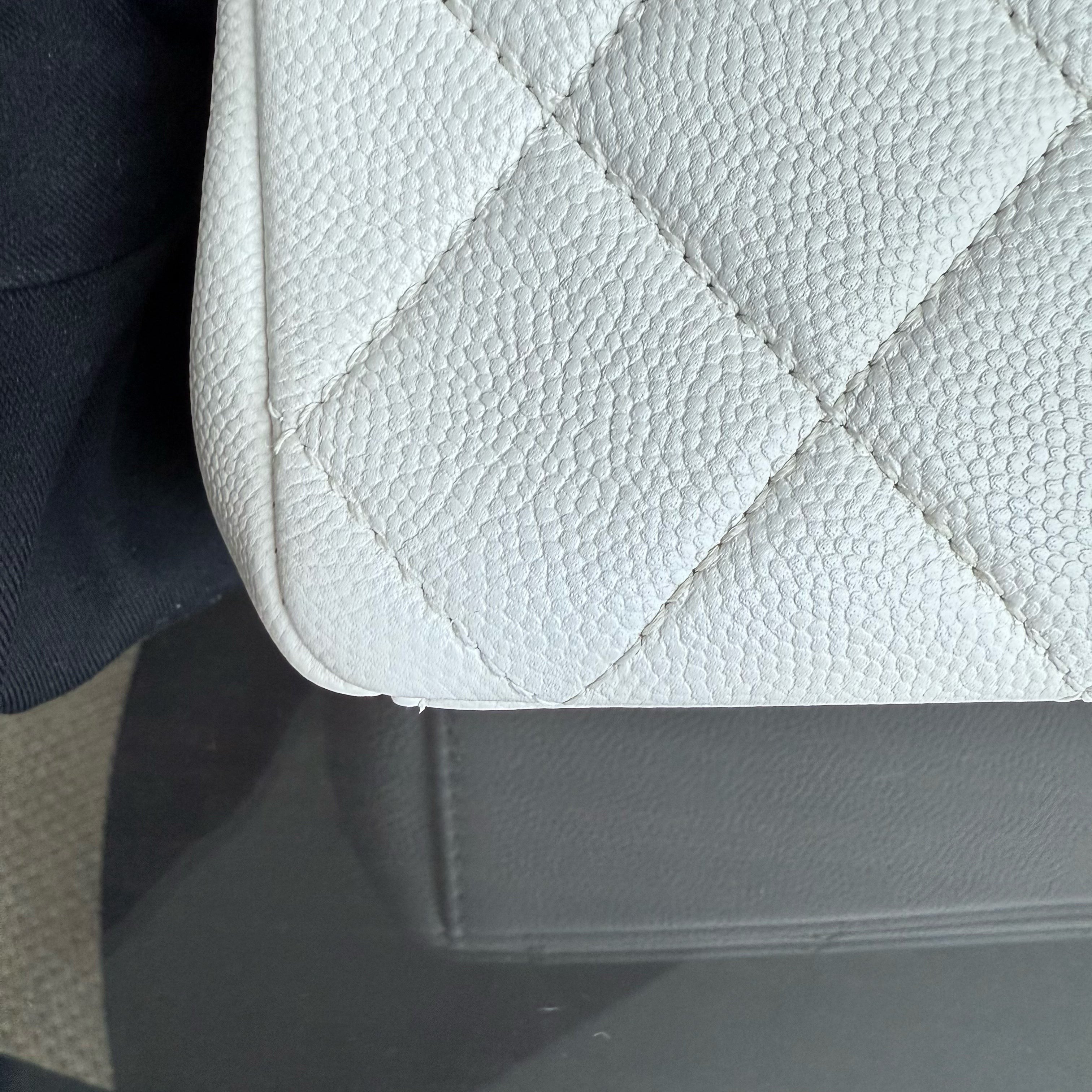 Chanel Seasonal Flap Mini - 20CM Caviar My Everything Bag Quilted Grained Calfskin White Calfskin Black Hardware Series 30