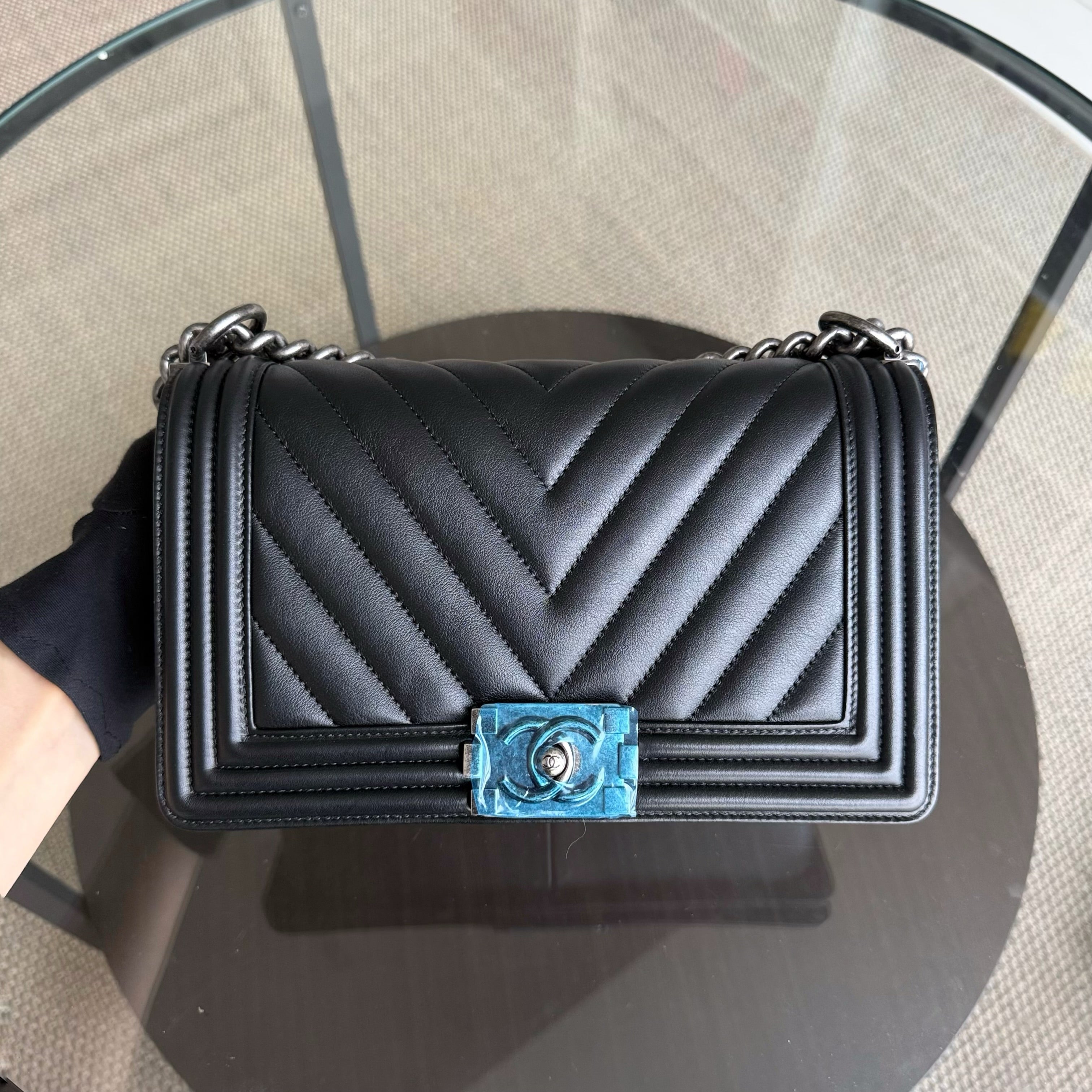 Chanel Boy Medium - 25CM Chevron Calfskin Black Ruthenium Silver Hardware