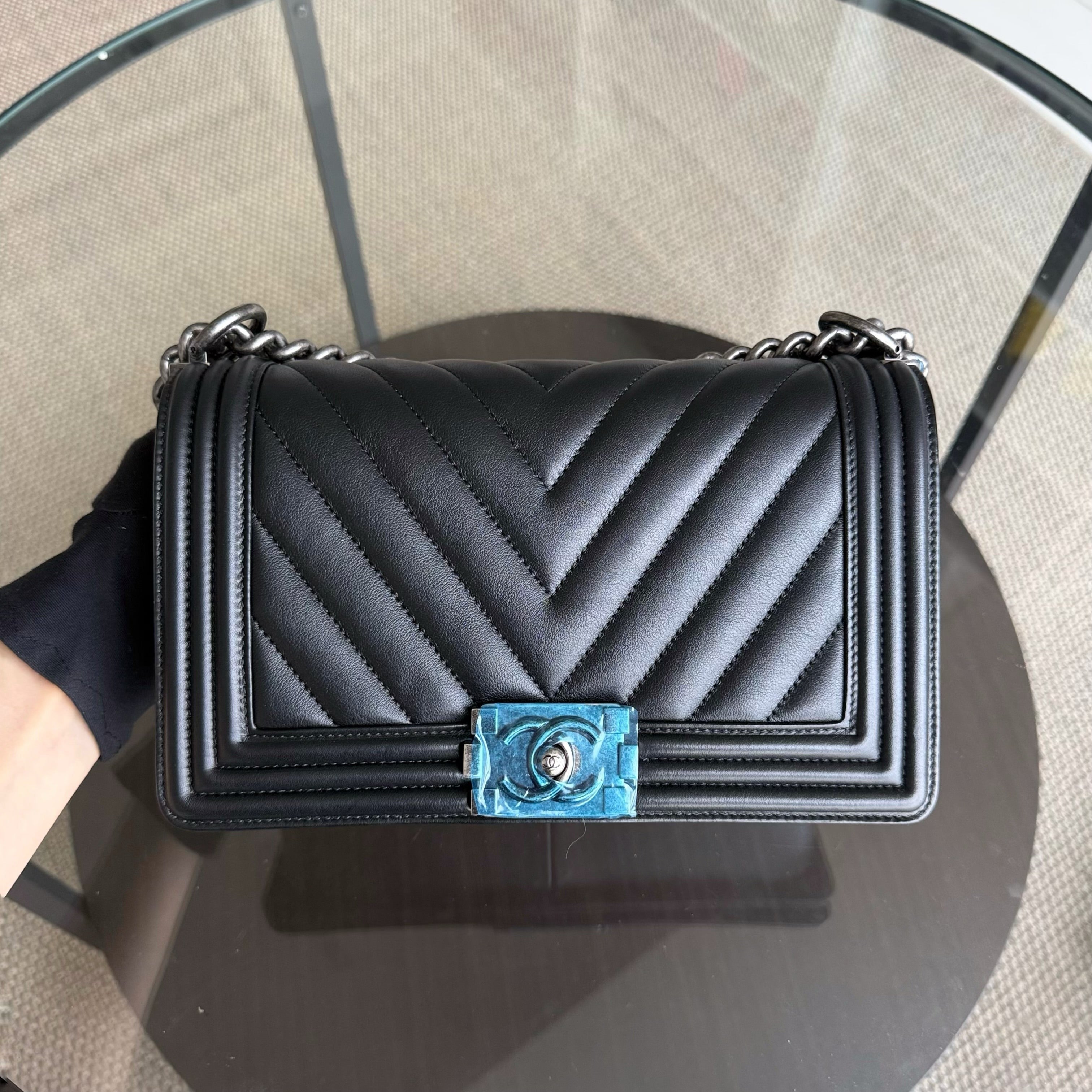 Chanel Boy Medium - 25CM Chevron Calfskin Black Ruthenium Silver Hardware