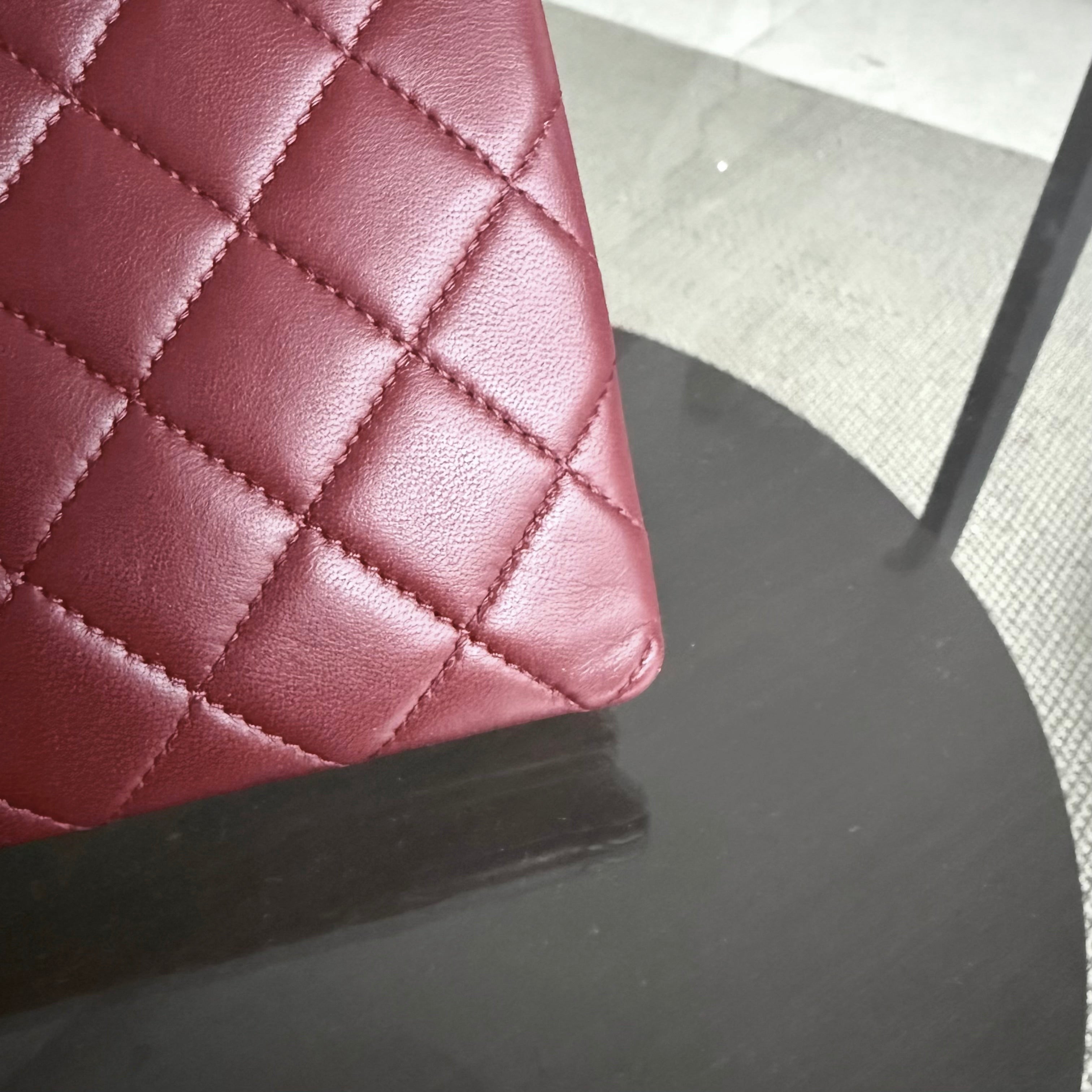 Chanel Flap Medium - 25CM Quilted Lambskin Burgundy Gold Hardware Series 21