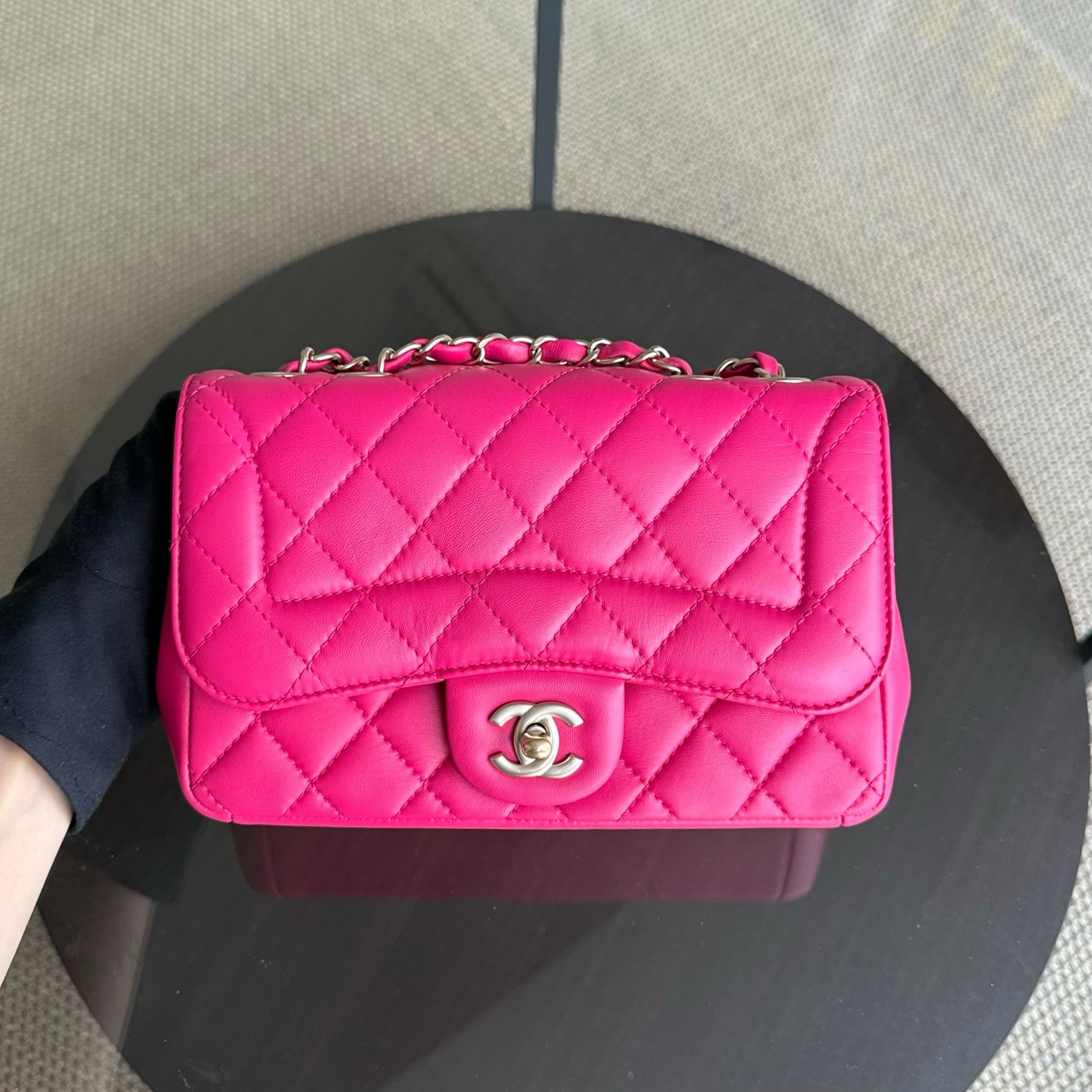 Chanel Chic Flap Small - 23CM Quilted Lambskin Hot Pink Gold Hardware Series 22