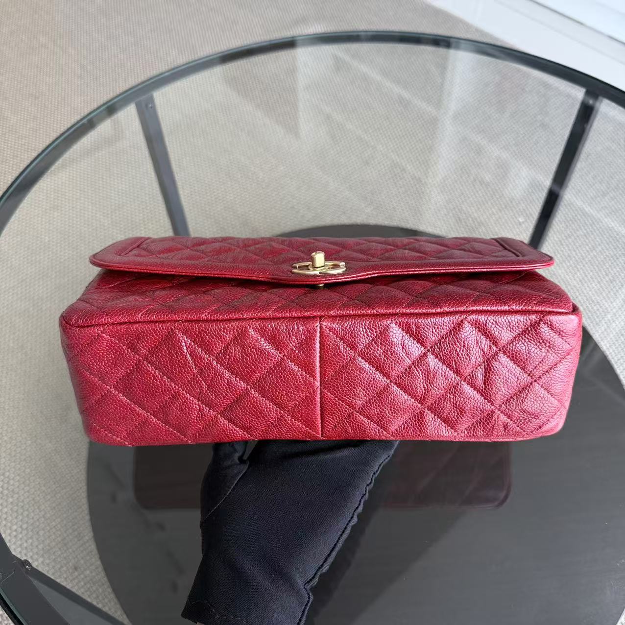 Chanel Two-Tone Crumpled Flap - Caviar 29CM Quilted Red Gold Hardware Series 21