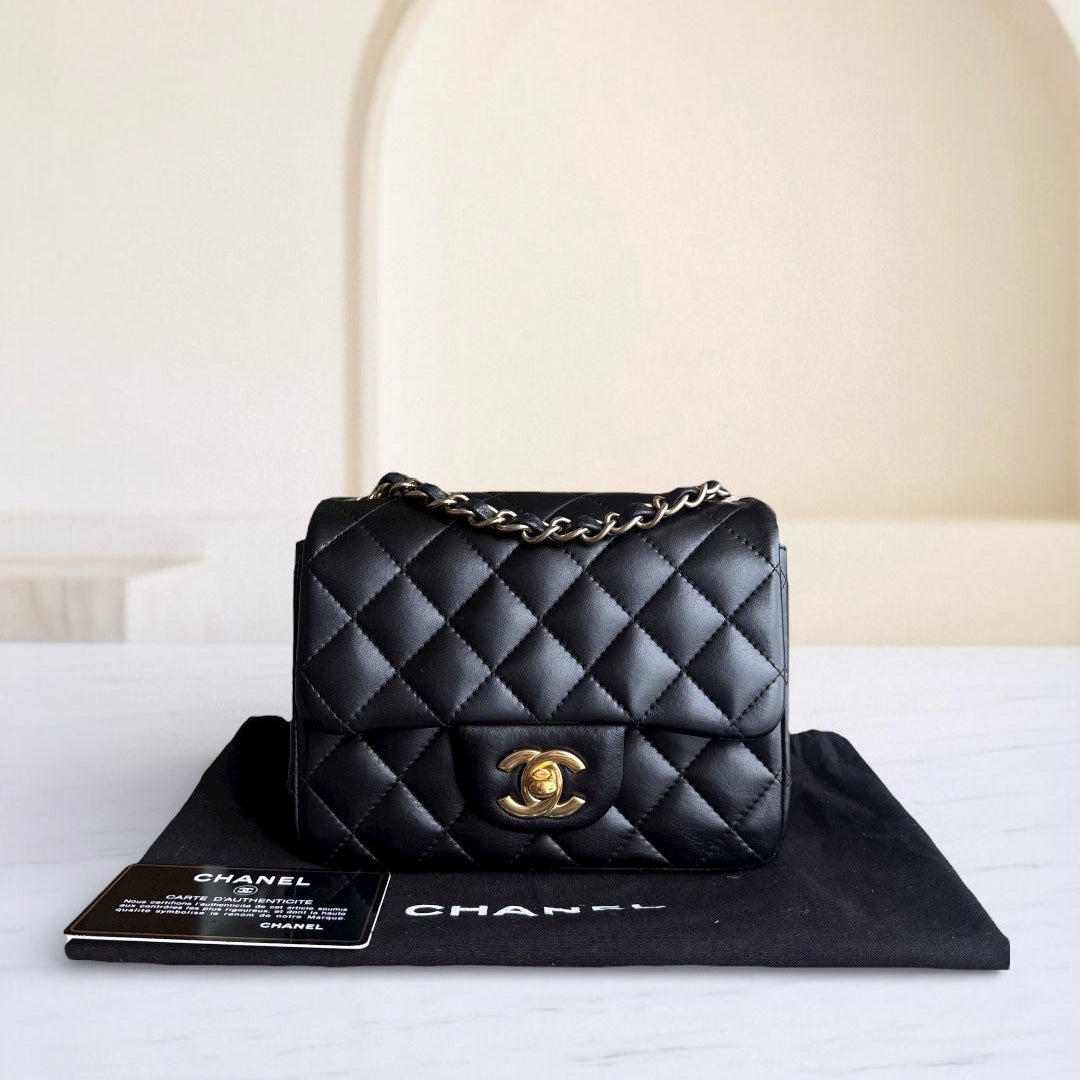 Chanel Classic Flap Mini Square - 17CM Quilted Lambskin Black Gold Hardware Series 18