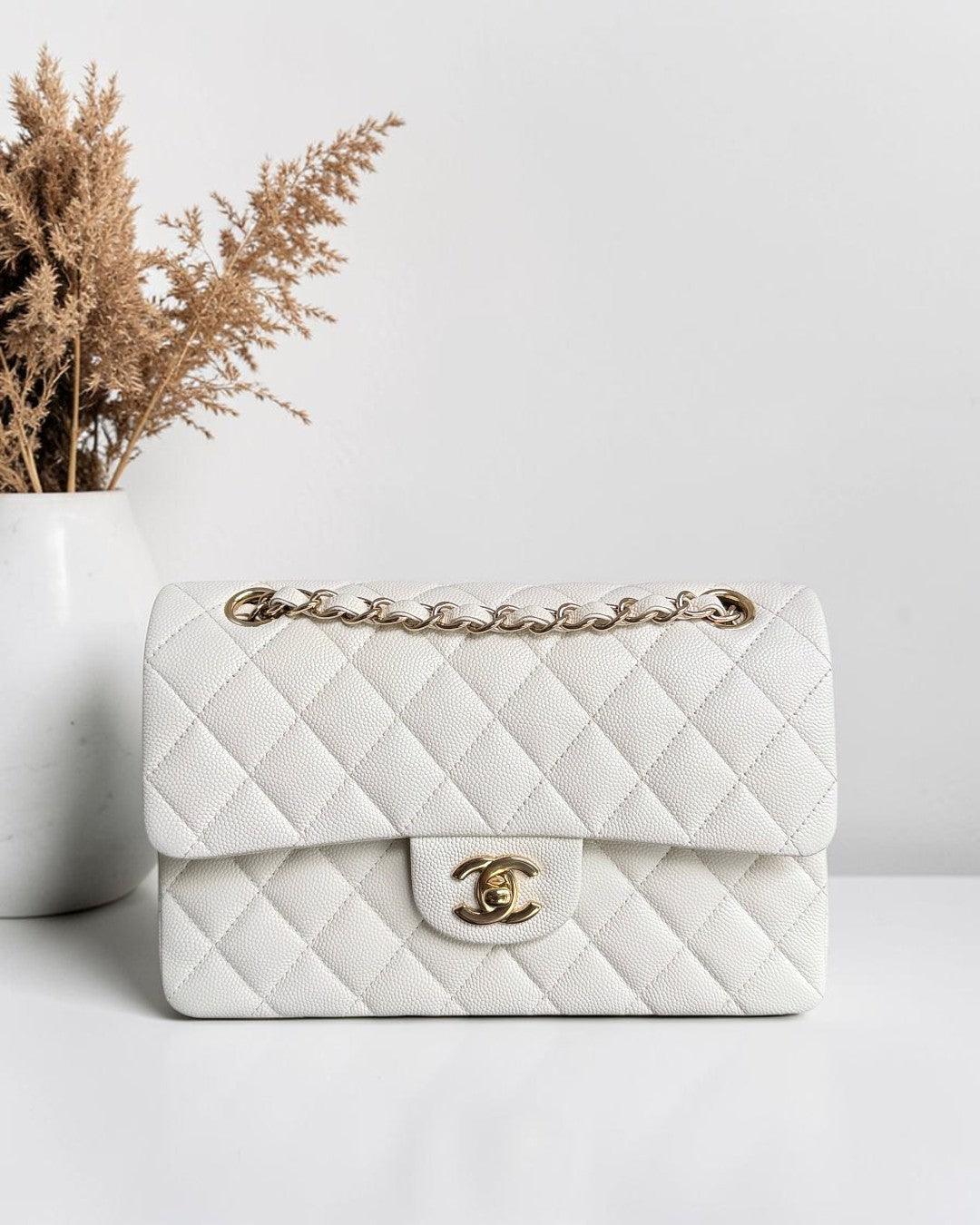 Chanel Classic Flap Small - Caviar 23CM Quilted White Light Gold Hardware Microchip