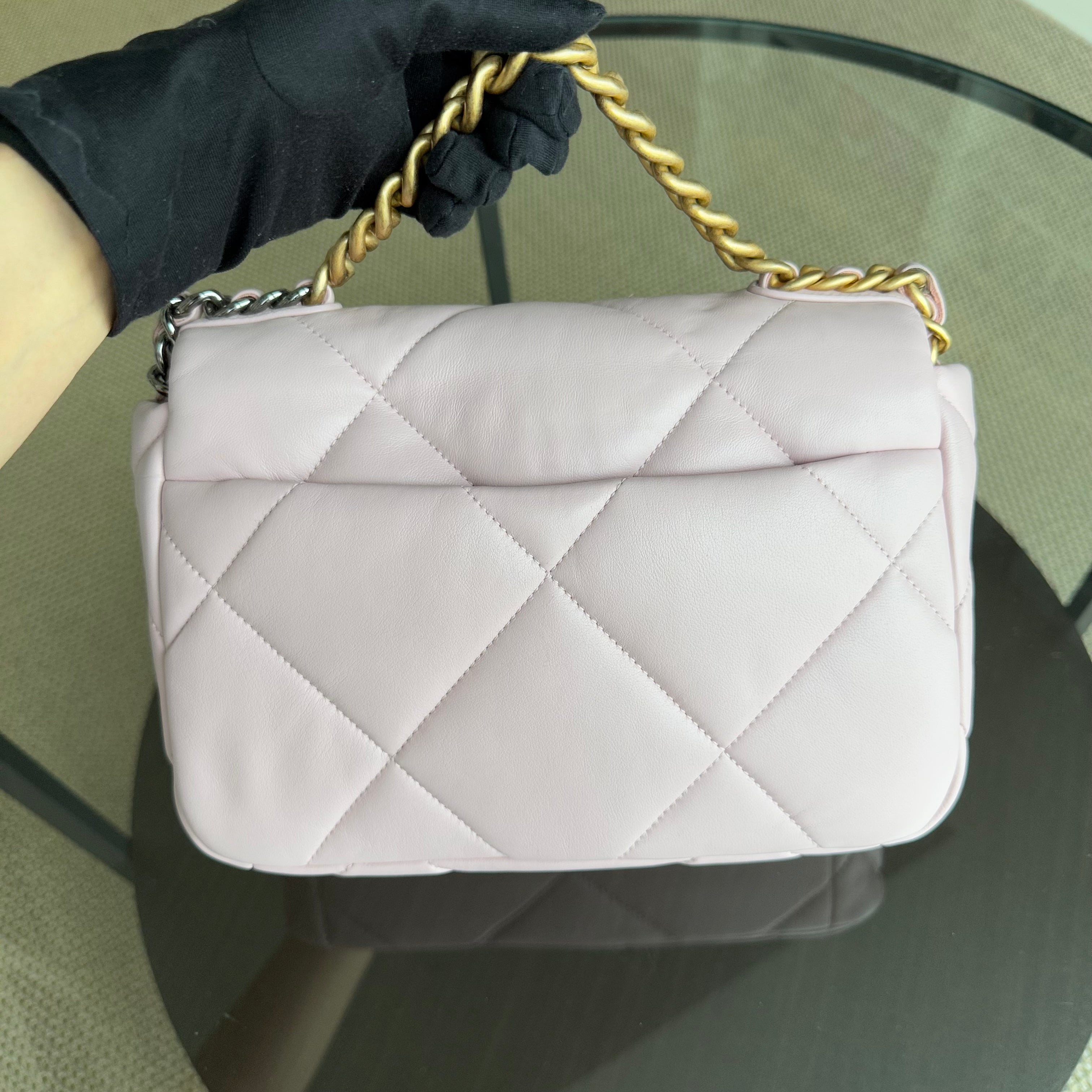 Chanel 19 Bag Small - C19 Goatskin Light Sakura Pink Quilted Two-tone Hardware Series 31