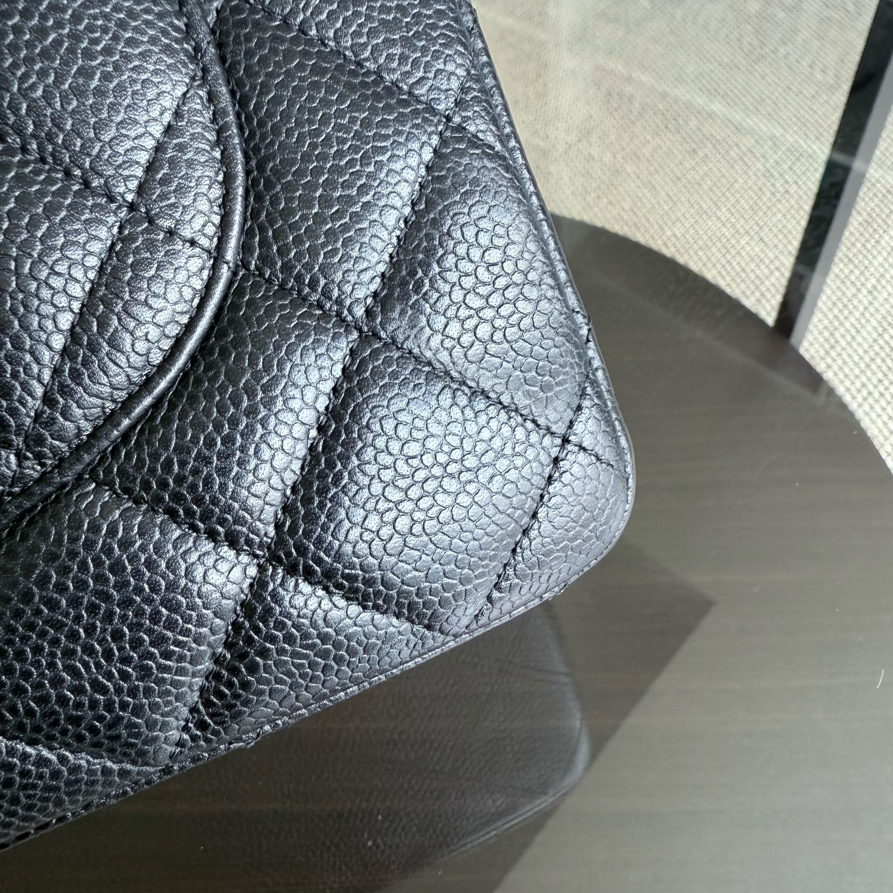 Chanel Classic Flap Jumbo - Caviar Single Flap 30CM Quilted Black Silver Hardware Series 13