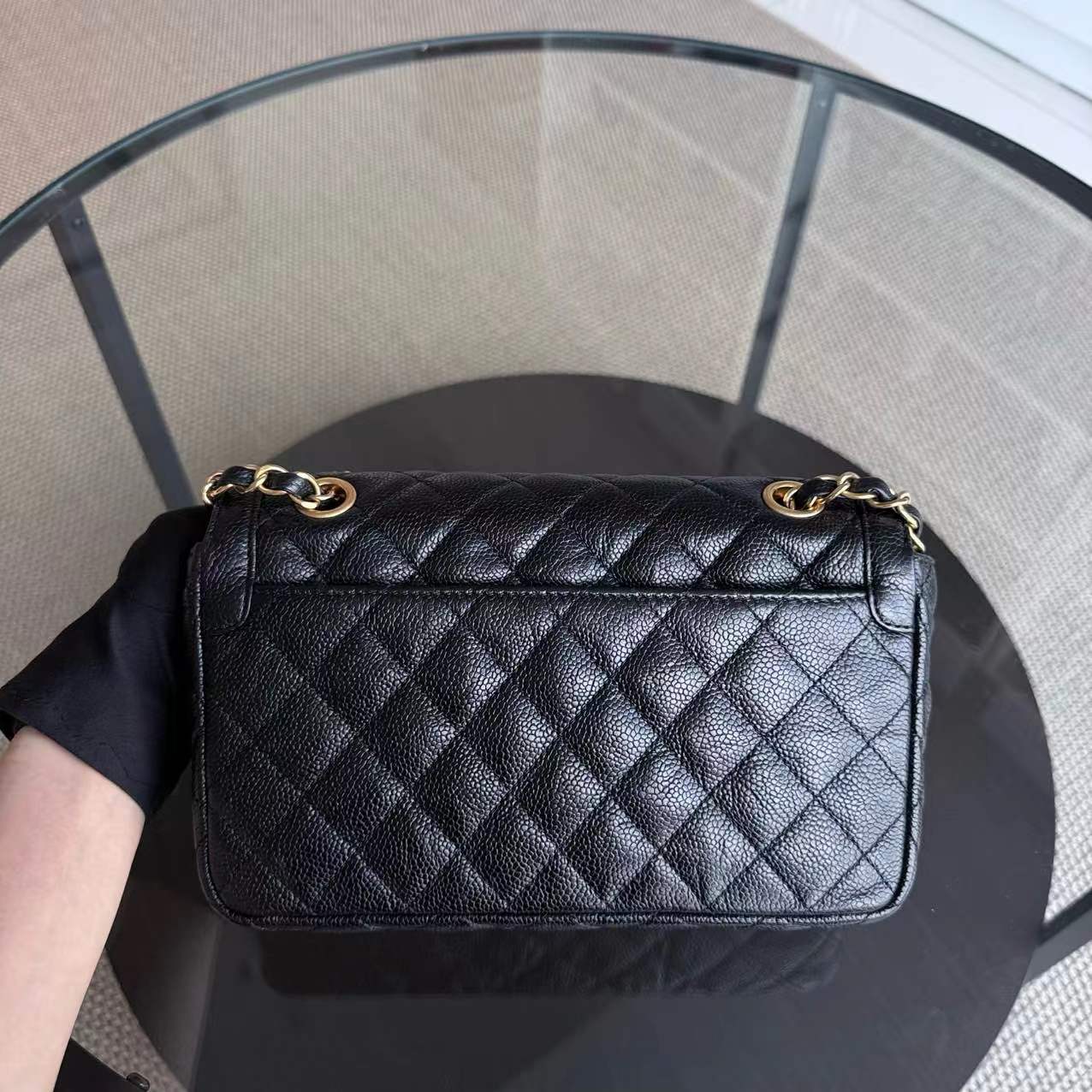 Chanel Caviar Small 23CM 16C Two-Tone Day Flap Black Golden Hardware Series 21