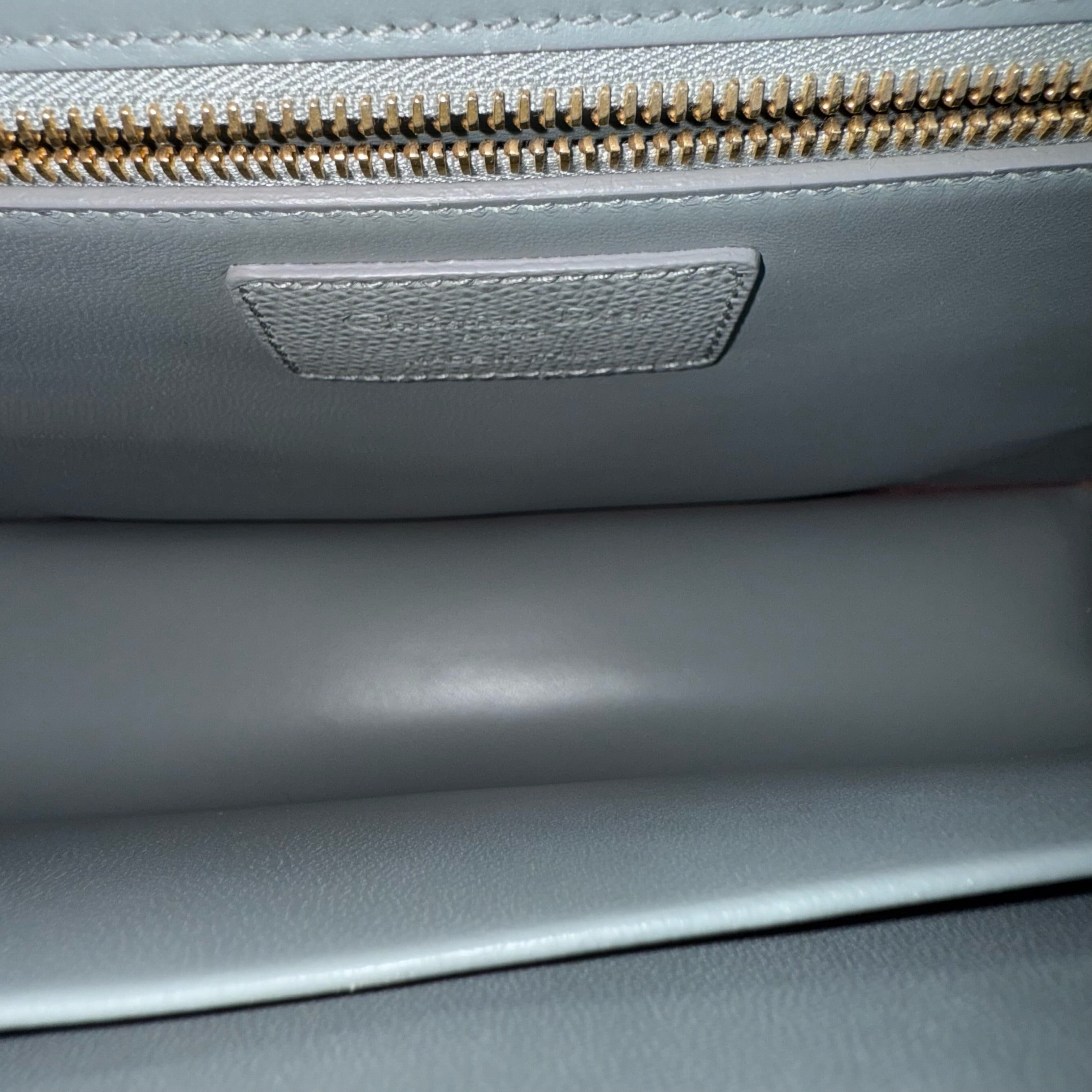 Dior 30 Montaigne - Caviar Gray So Gray Hardware