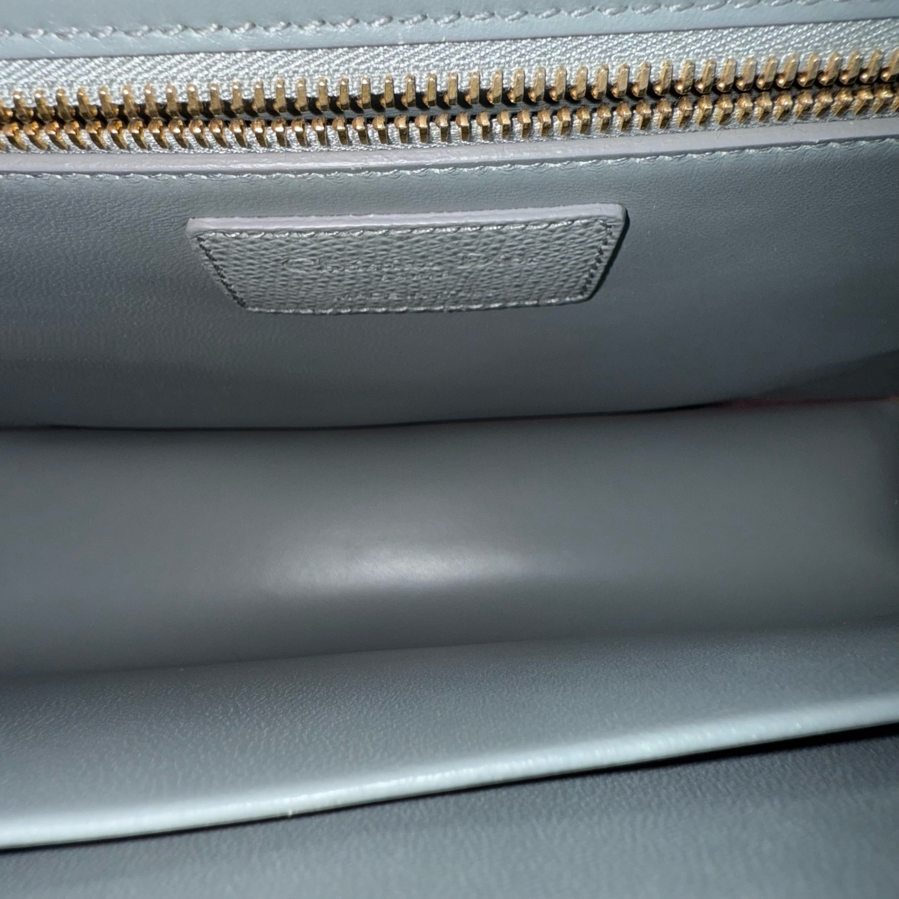 Dior 30 Montaigne - Caviar Gray So Gray Hardware