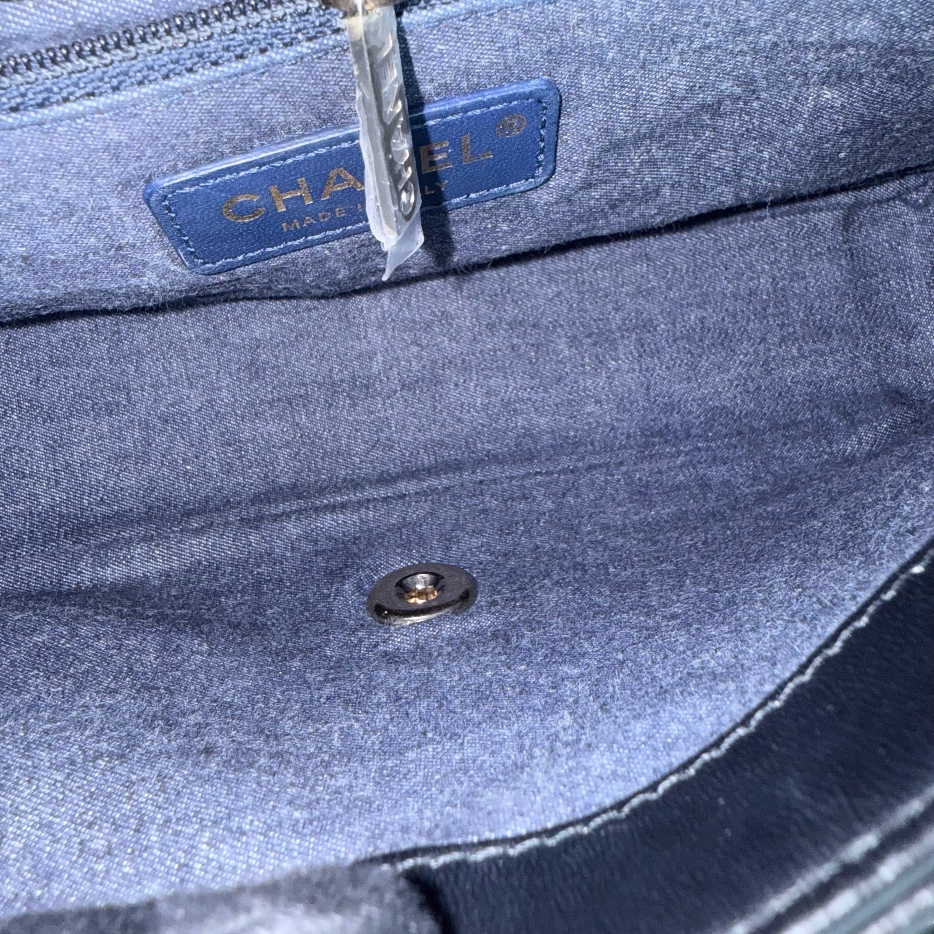 Chanel 2020 Elegant Resin Chain Seasonal Flap - Quilted Lambskin Black GHW No 29