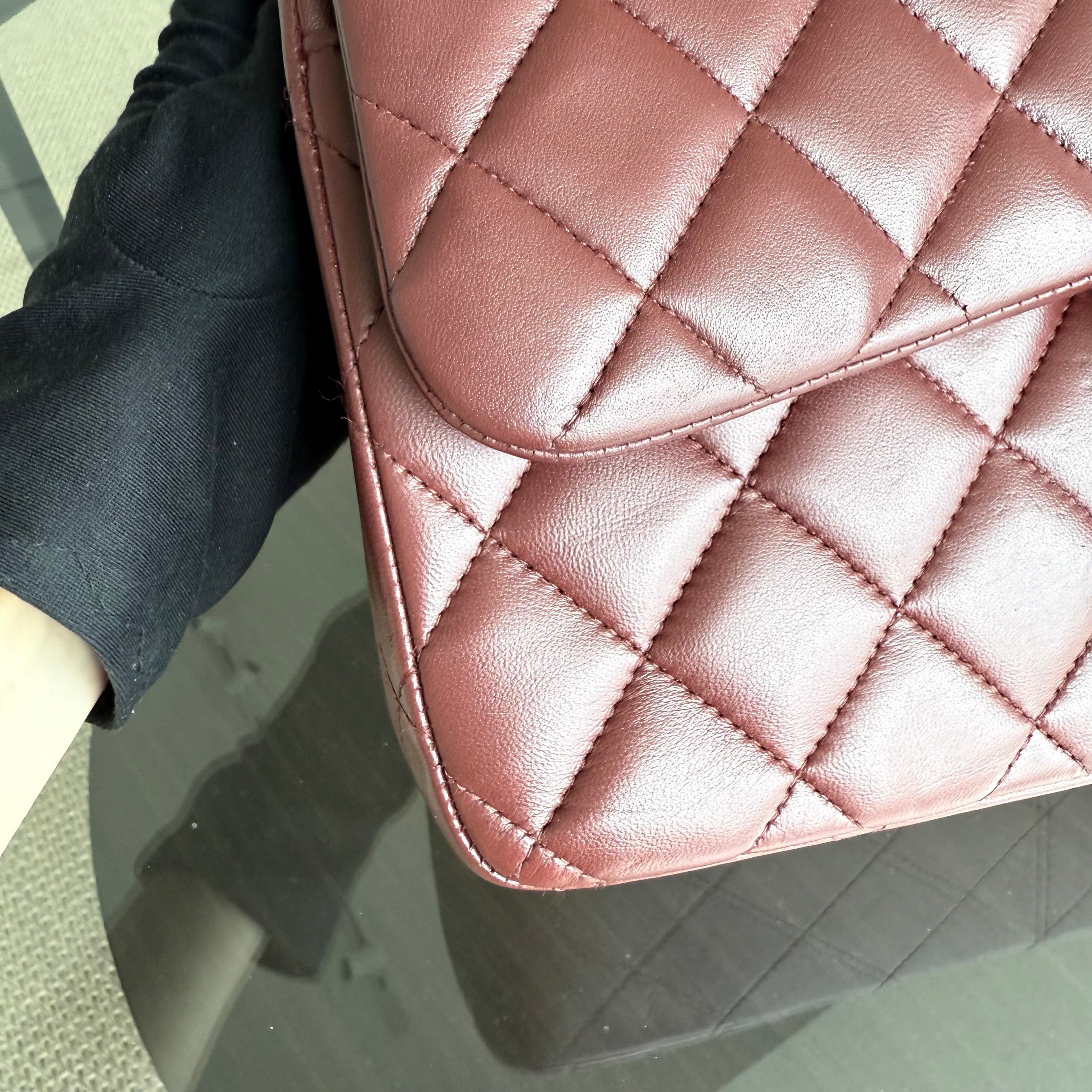 Chanel Classic Flap Jumbo - Double Flap 30CM Quilted Lambskin Burgundy Dark Red Gold Hardware Series 21