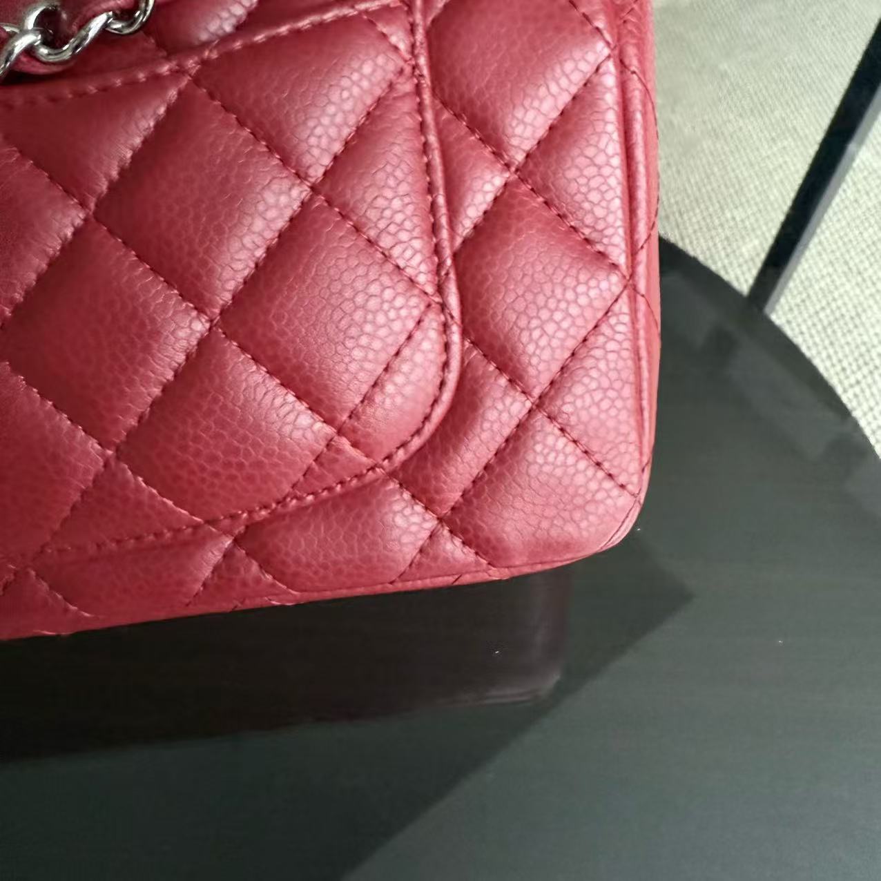 Chanel Classic Flap Mini - Caviar 20CM Quilted Dark Red Silver Hardware Series 17