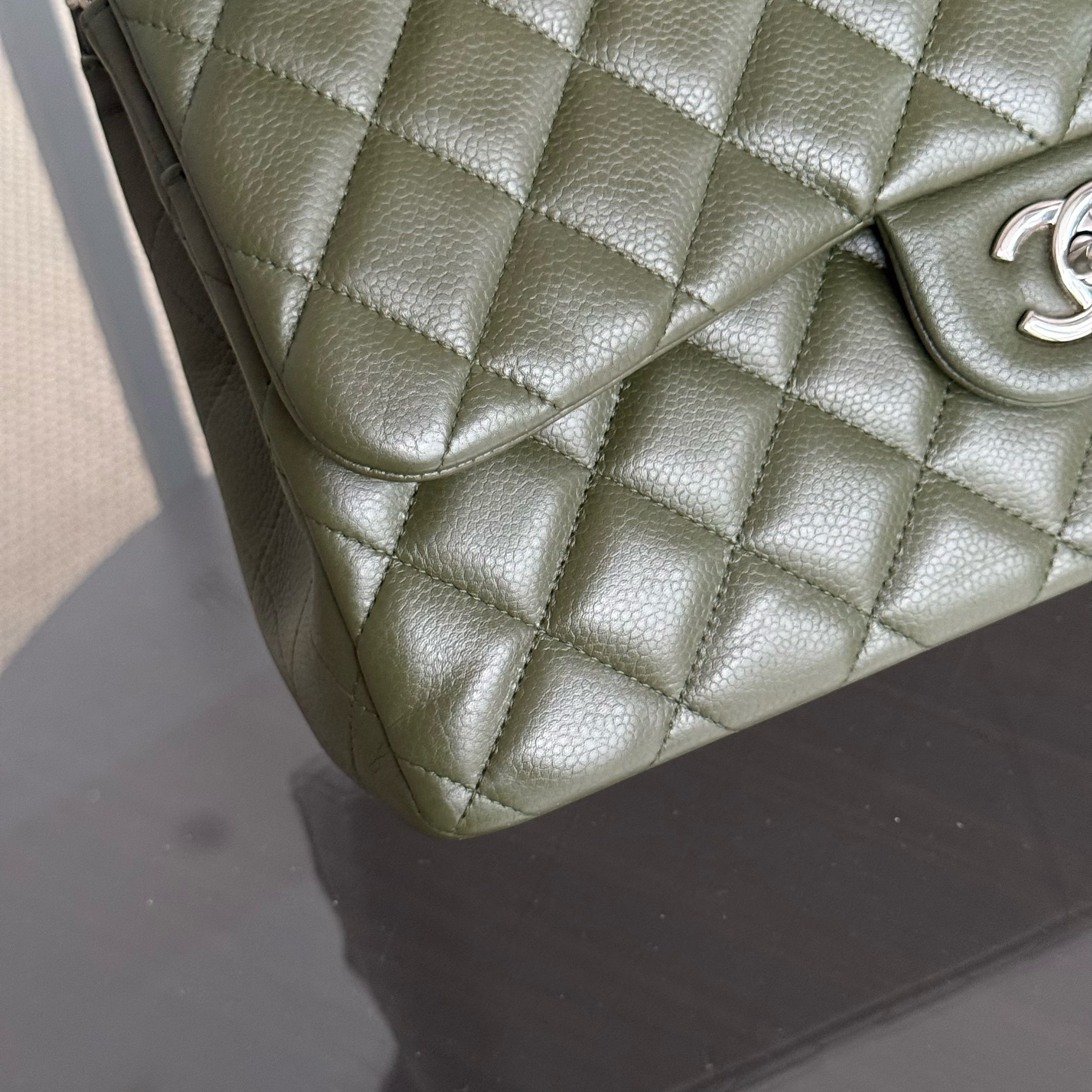 Chanel Classic Flap Jumbo - Caviar 30CM Double Flap Quilted Dark Army Green Silver Hardware Series 14