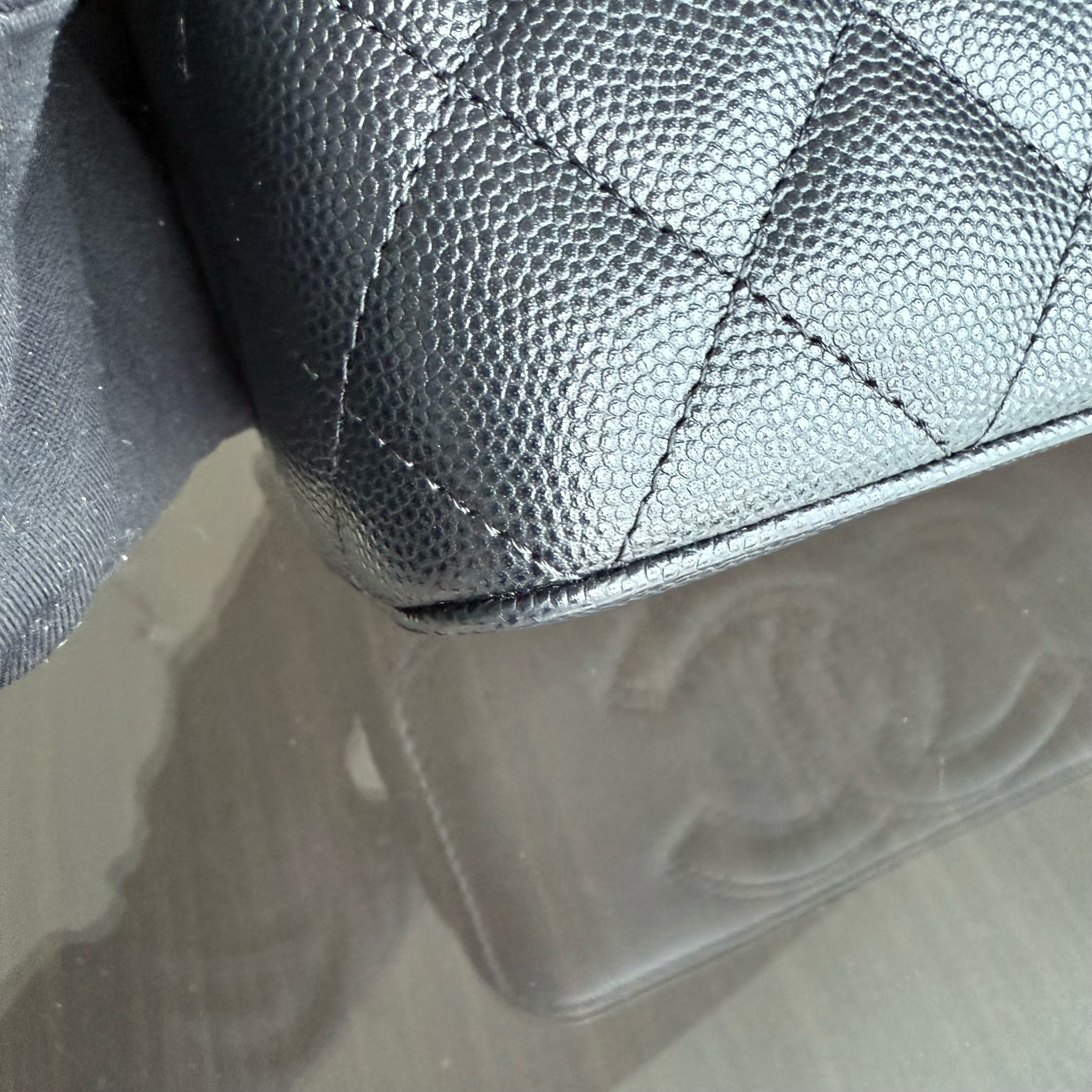 Chanel Long Vanity Classic Quilted Caviar Small Black LGHW Series 31