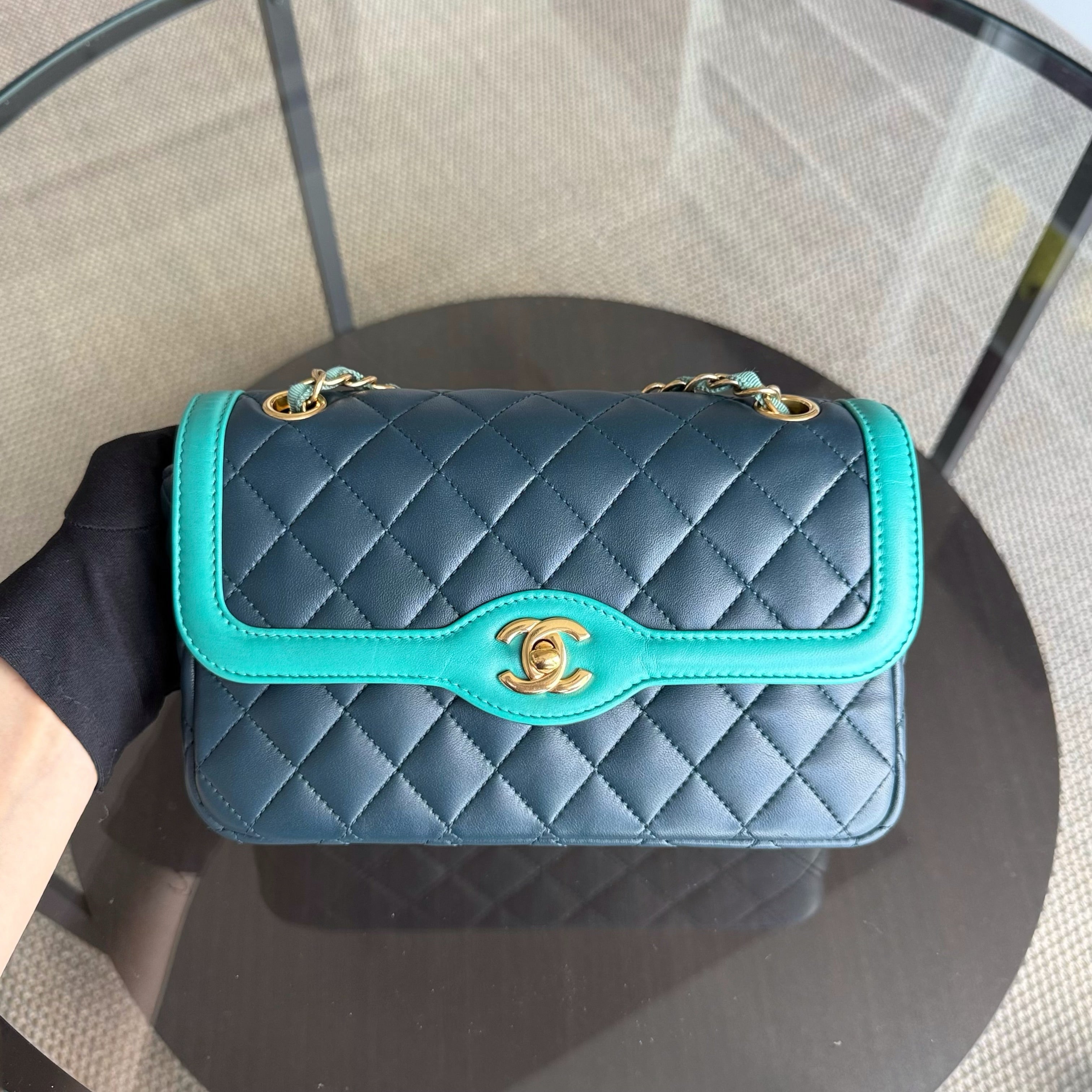 Chanel Seasonal Two-tone Flap Small - Quilted Lambskin Pink Burgundy Gold Hardware Series 23