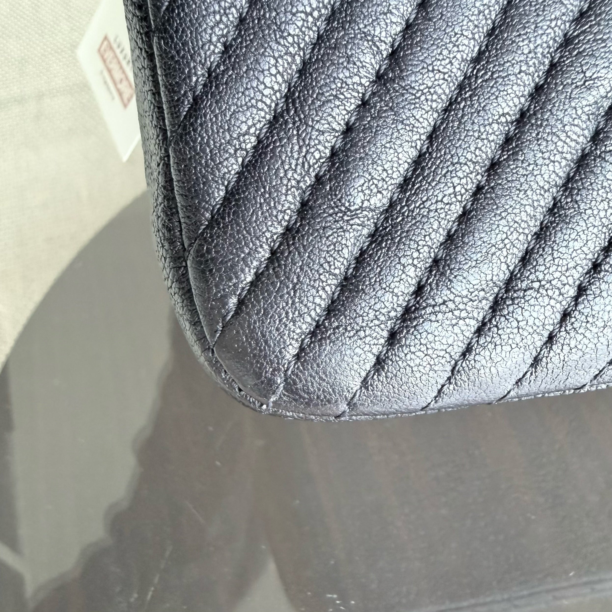 Chanel Seasonal Flap - Medium 25CM Chevron Surpique CC Herringbone Medallion Calfskin Flap Black Gold Hardware Series 21