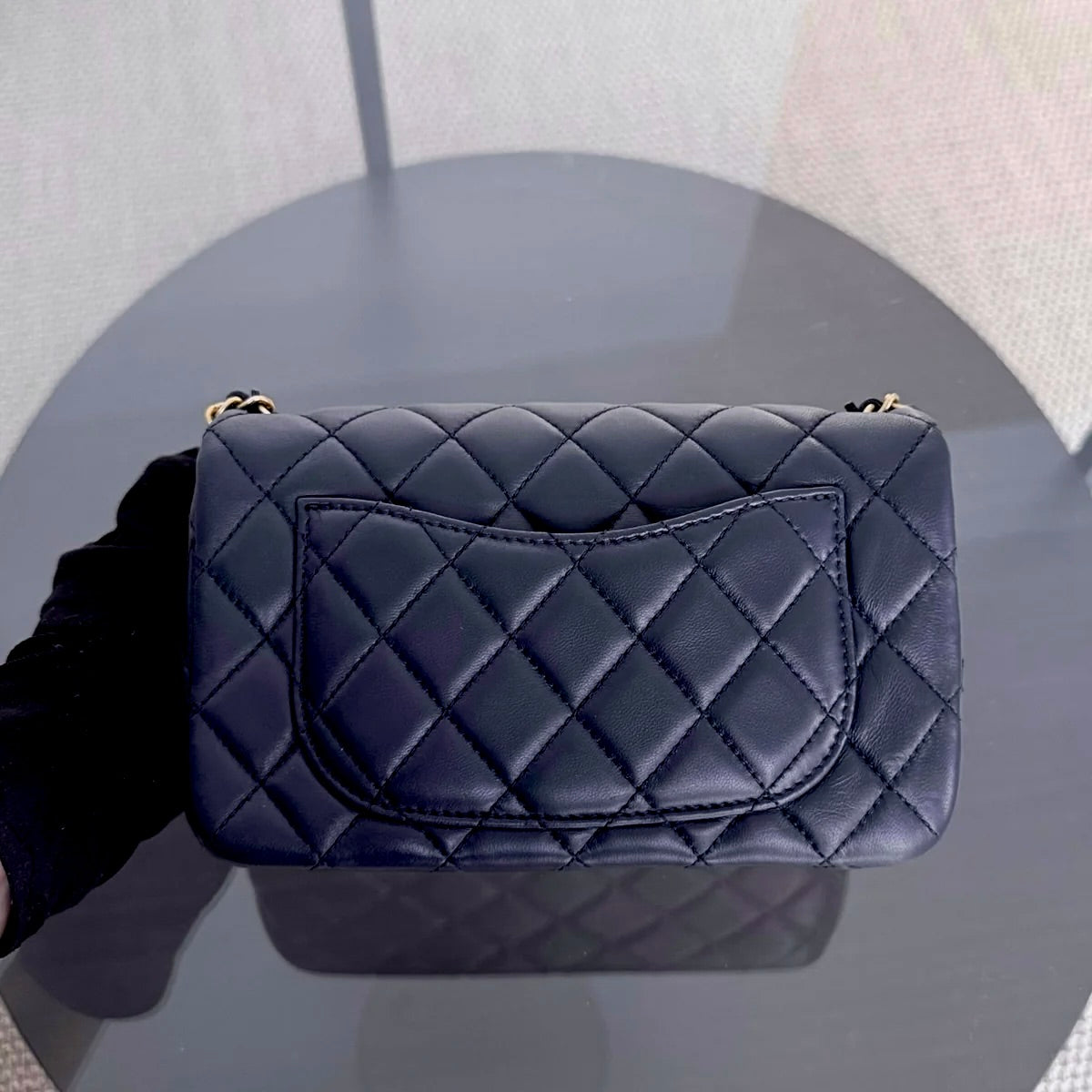Chanel Classic Flap Mini - 20CM Rectangle Pearl Crush Quilted Lambskin Dark Blue Gold Hardware Series 30