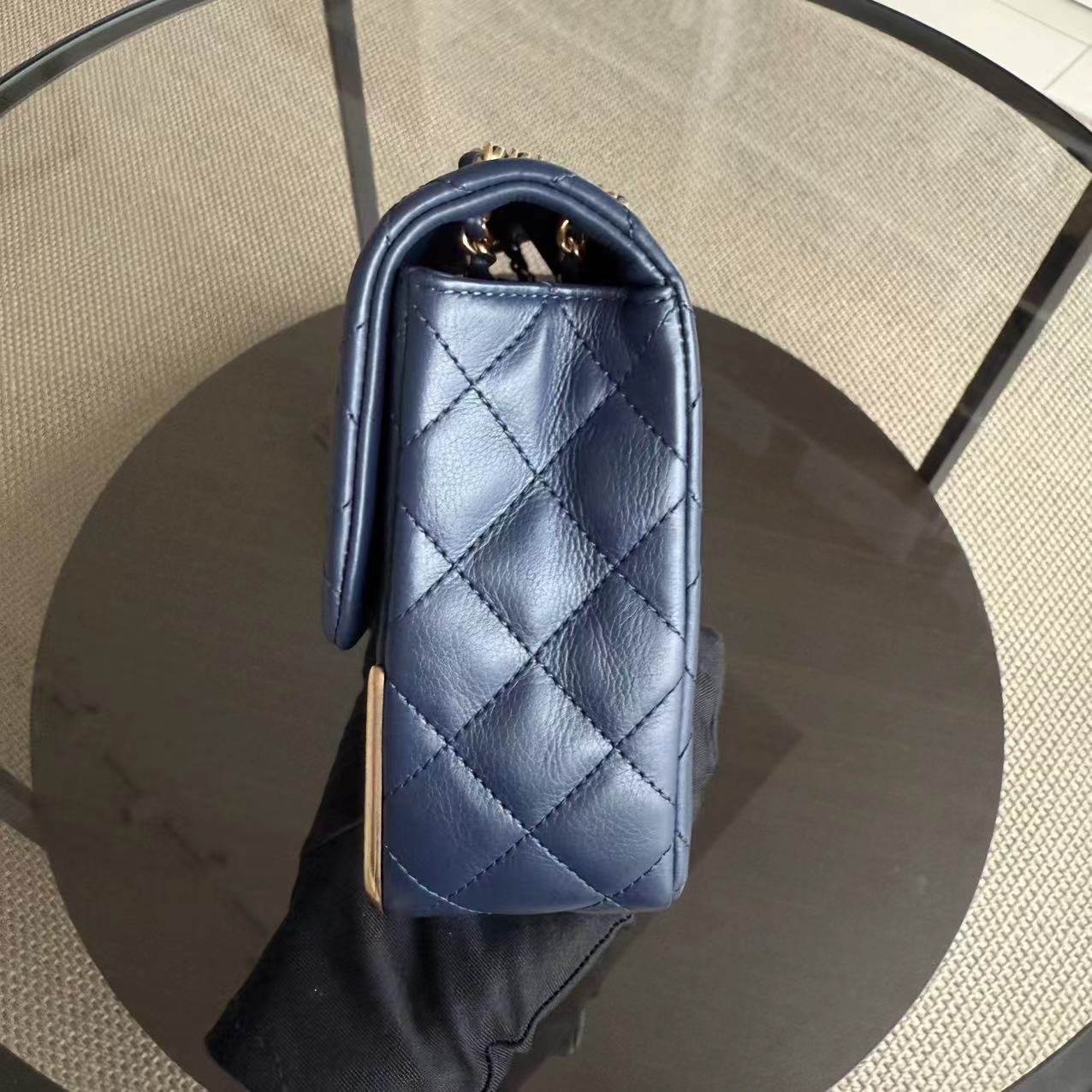 Chanel Classic Flap Medium - 25CM Rock The Corner Seasonal Gold Plate Quilted Calfskin Navy Blue Gold Hardware Series 24