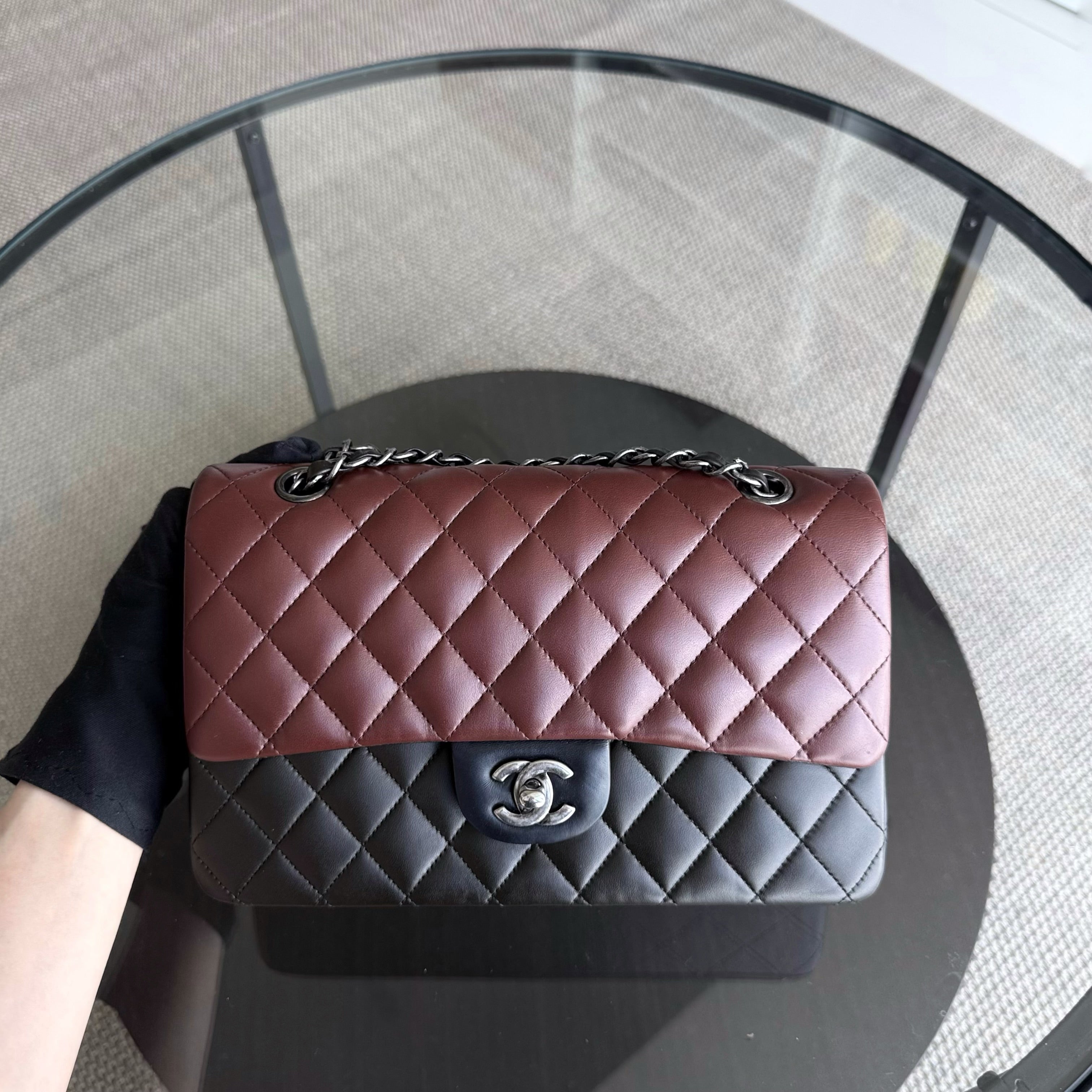 Chanel Classic Flap Medium - 25CM Quilted Lambskin Tri-Colo Silver Hardware Series 18