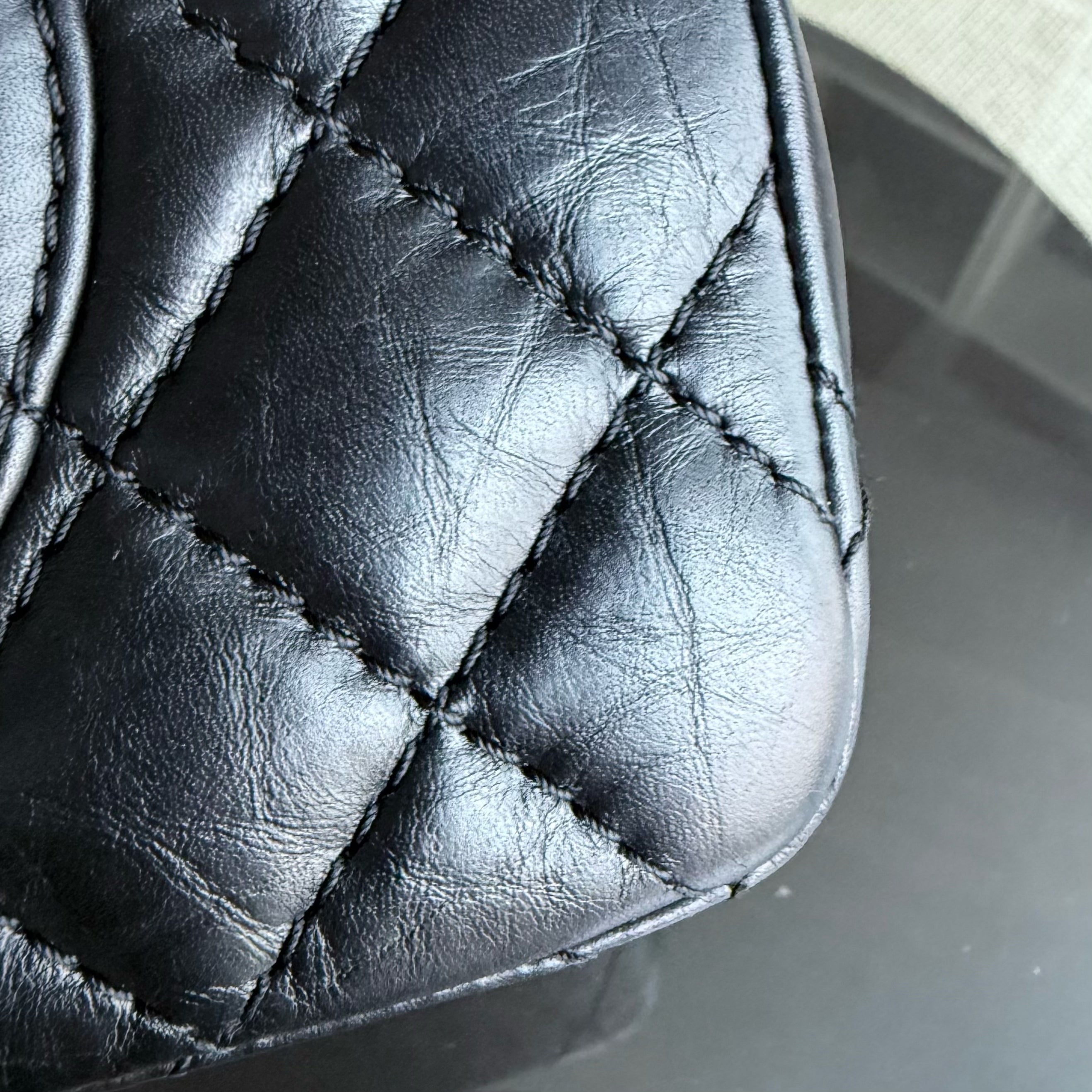 Chanel 2.55 Reissue 225 - 24CM Quilted Aged Calfskin Black Gold Hardware Series 12