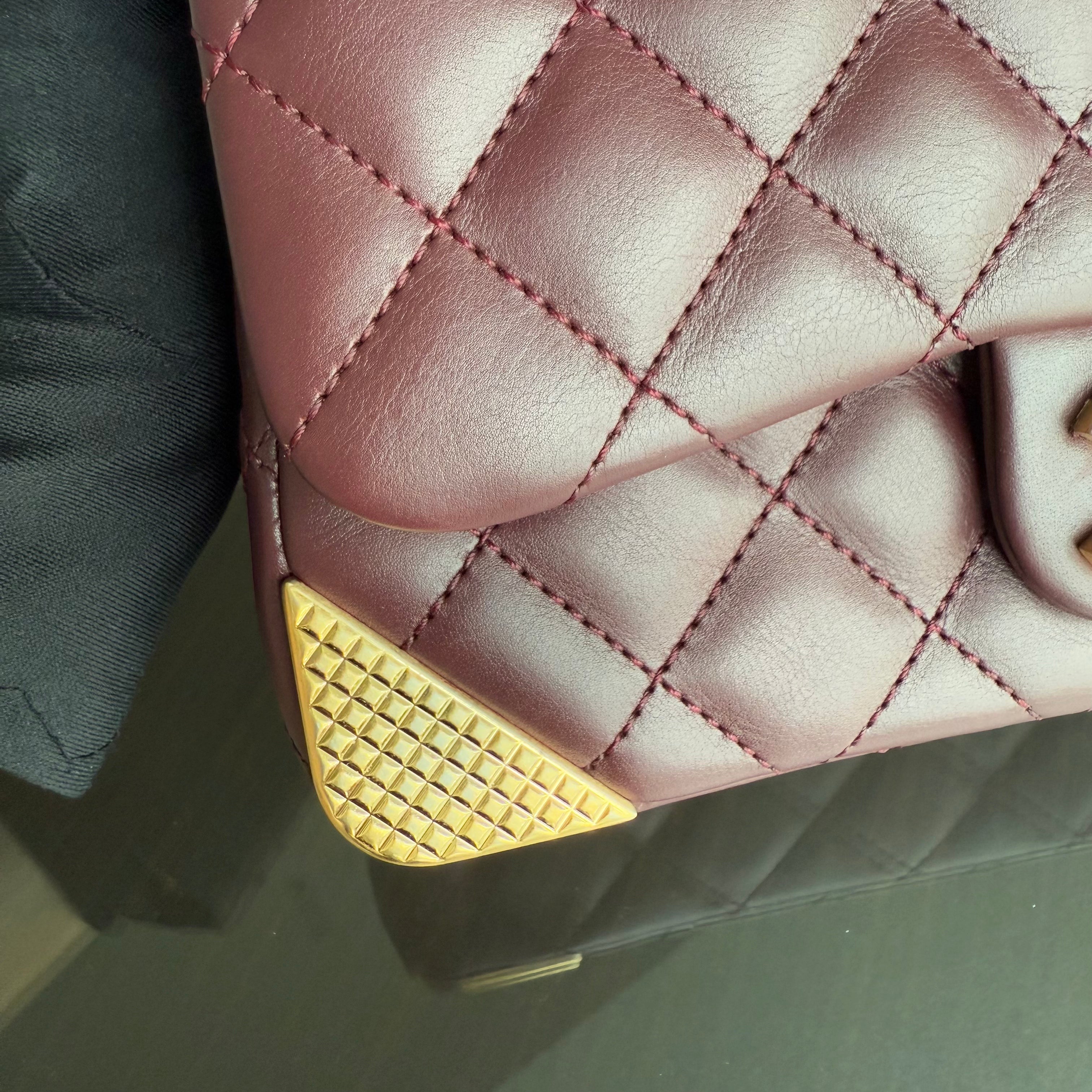 Chanel Rock The Corner Flap Small - 20CM Quilted Calfskin Burgundy Gold Hardware Series 24