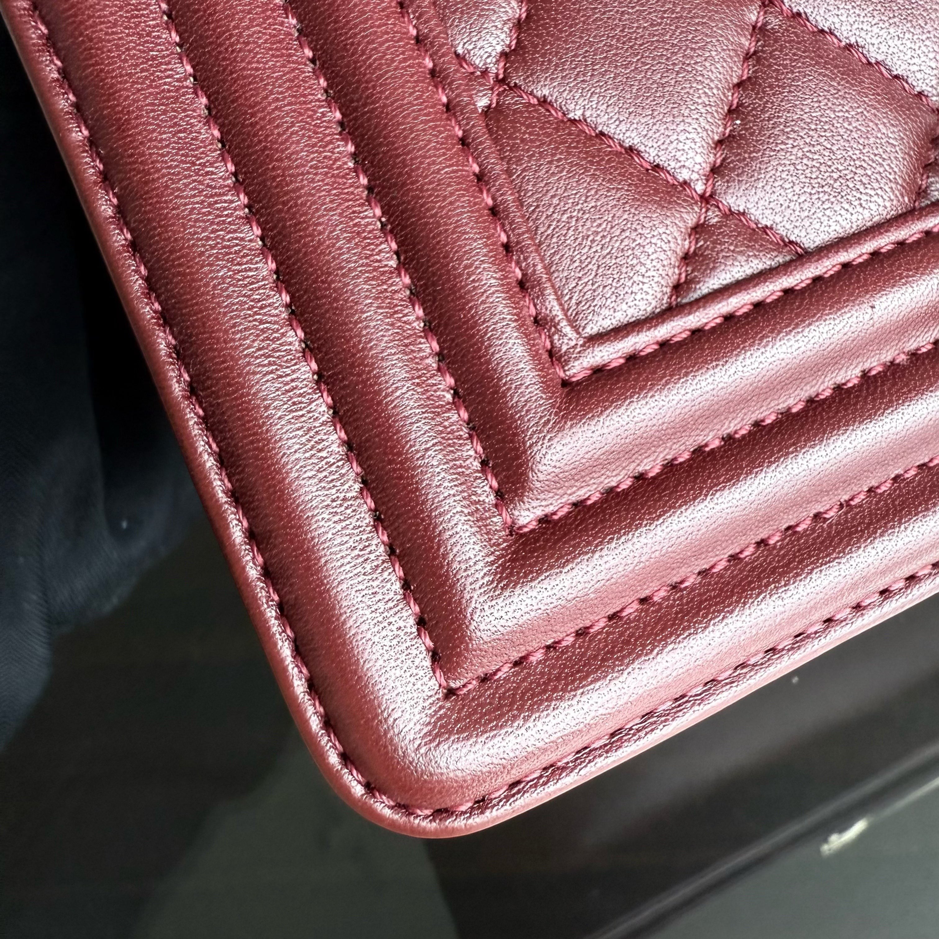 Chanel Boy Small - 20CM Quilted Lambskin Burgundy Dark Red Gold Harwdare Series 22
