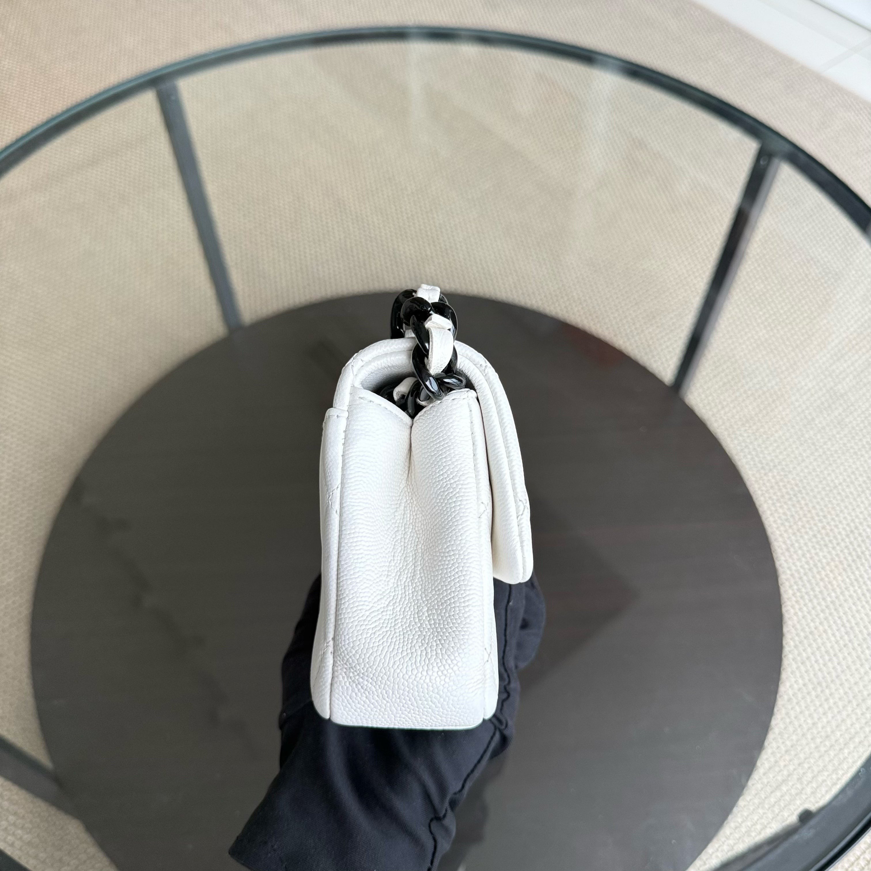 Chanel Seasonal Flap Mini - 20CM Caviar My Everything Bag Quilted Grained Calfskin White Calfskin Black Hardware Series 30