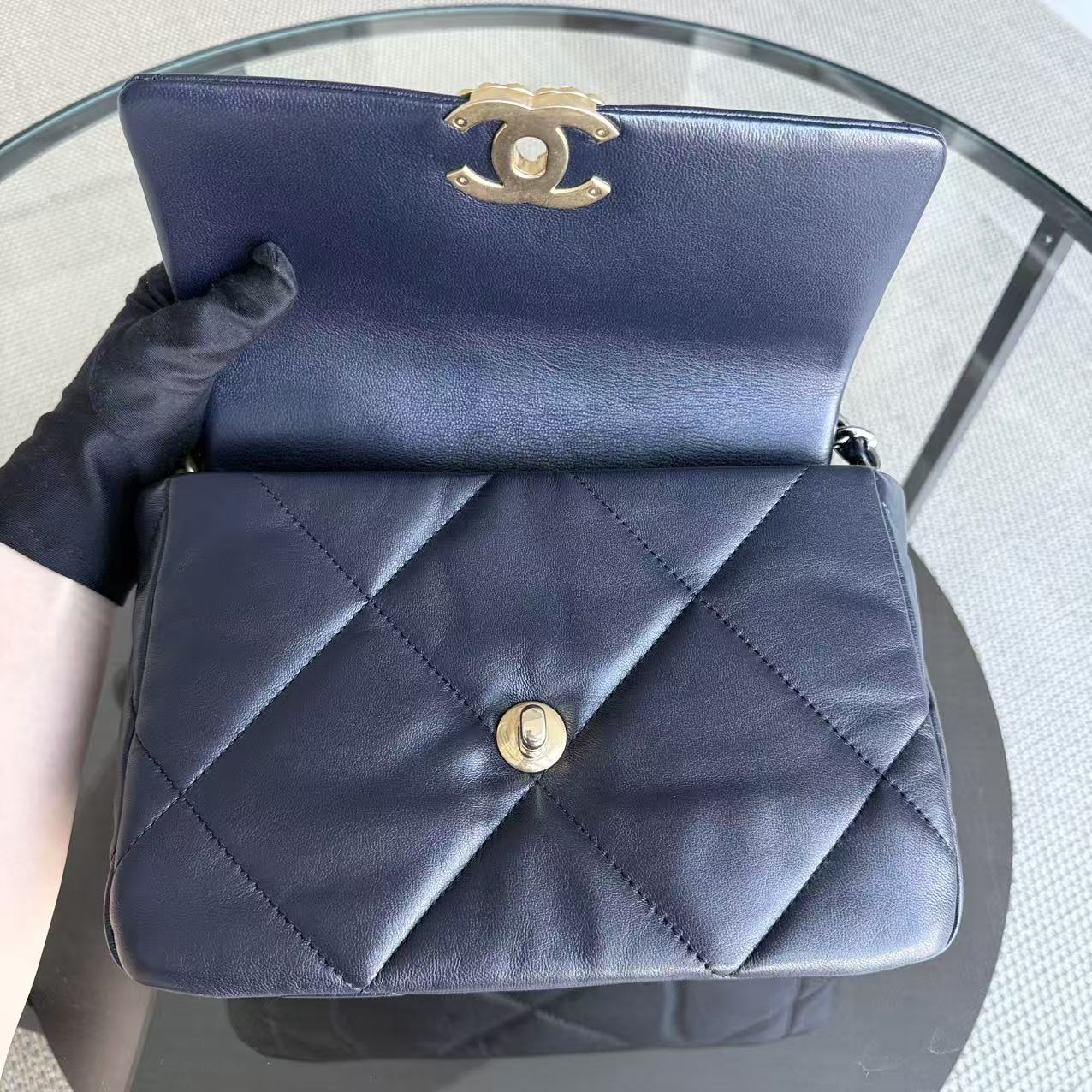 Chanel 19 Bag Small - 26CM C19 Quilted Goatskin Dark Navy Blue Two-tone Gold Hardware Series 30