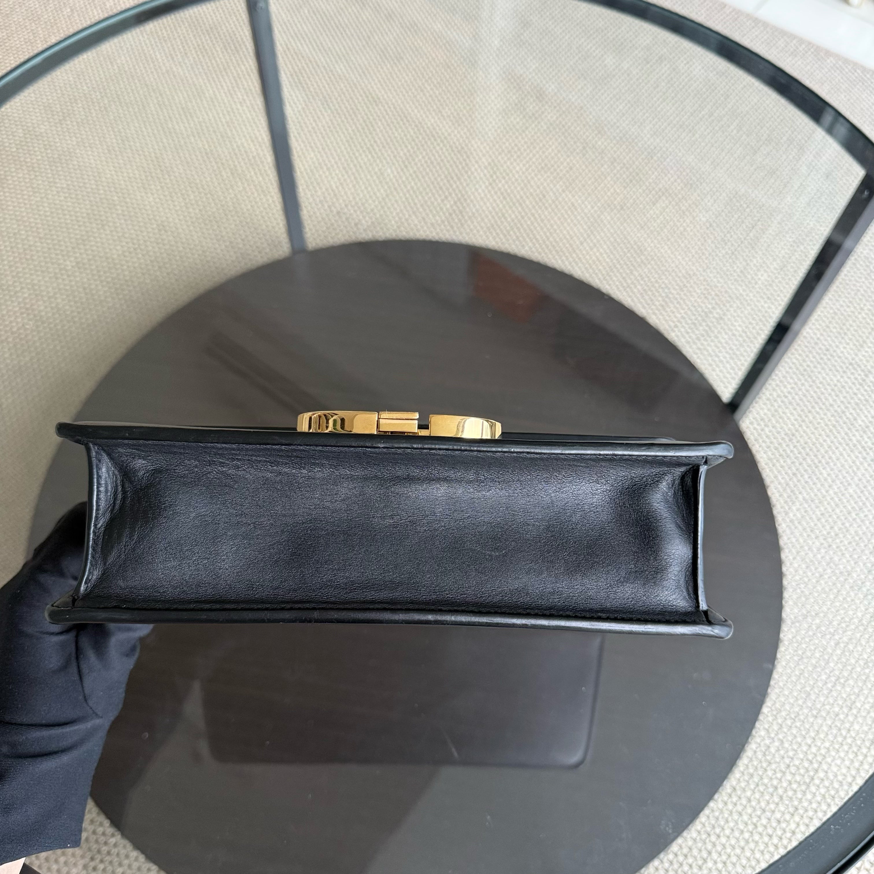 Dior Montaigne 30 - Smooth Calfskin Black Gold Hardware