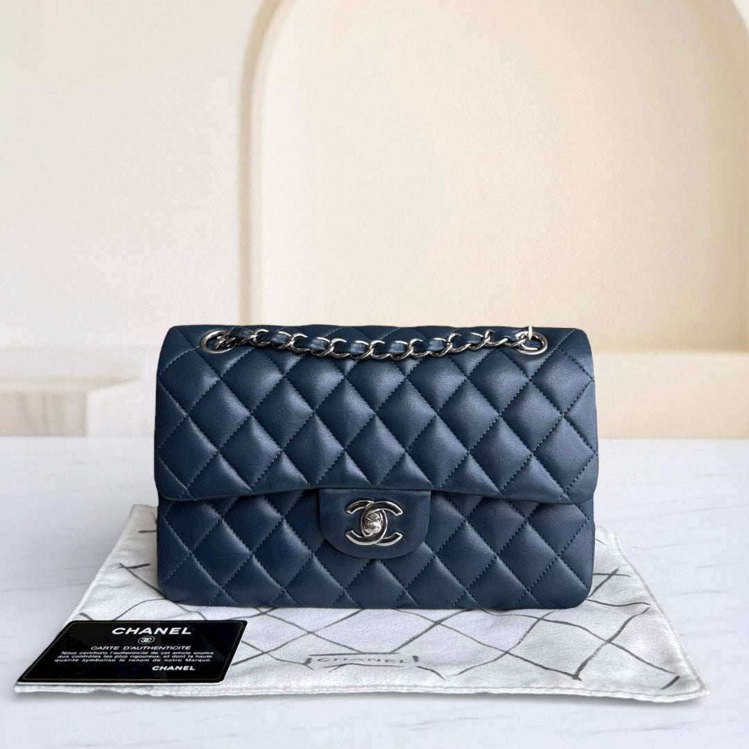Chanel Classic Flap Small - Lambskin 23CM Dark Blue Silver Hardware Series 26