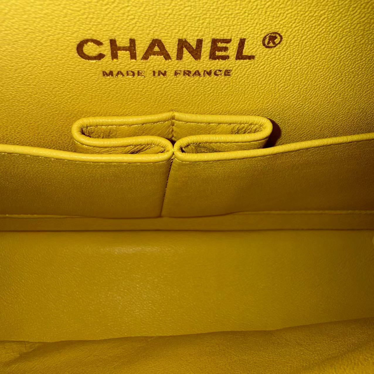 Chanel Classic Flap Medium - 25CM Quilted Lambskin Yellow Gold Hardware Series 24