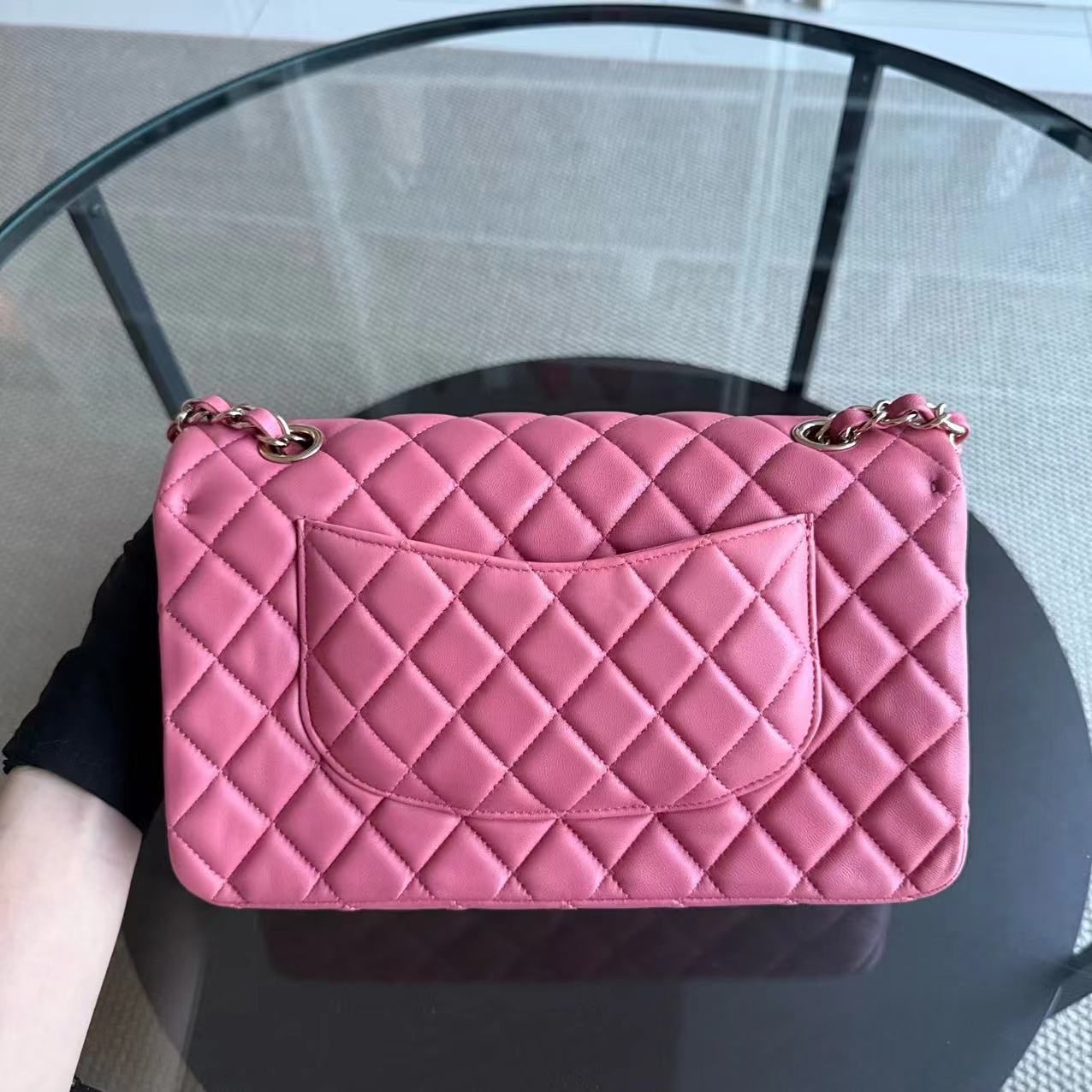 Chanel Classic Flap Medium - Valentine 25CM Single Flap Quilted Lambskin Sakura Pink Gold Hardware Series 19