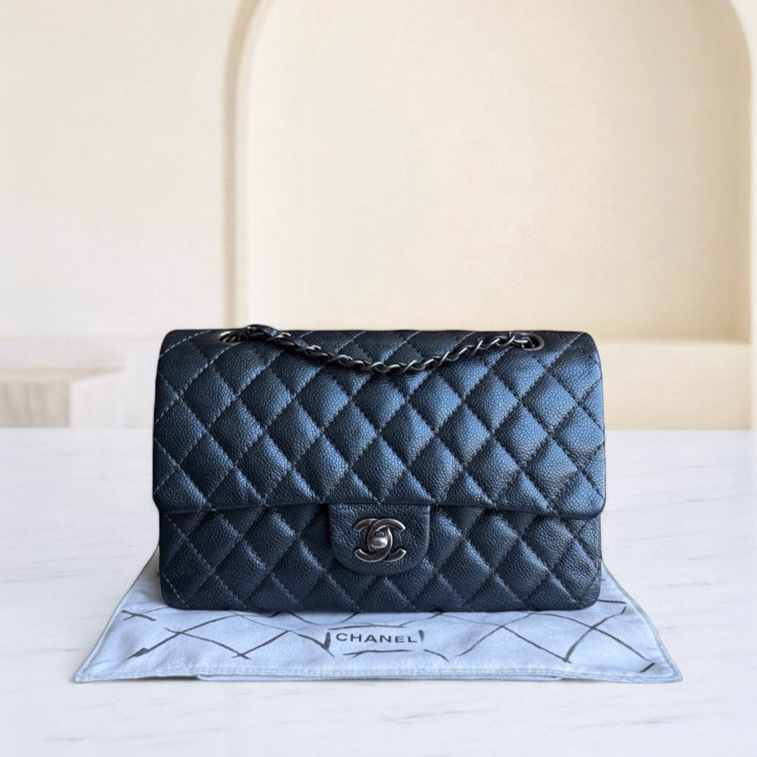 Chanel Classic Flap Medium - Caviar 25CM Quilted Grained Calfskin Black Silver Hardware Series 20