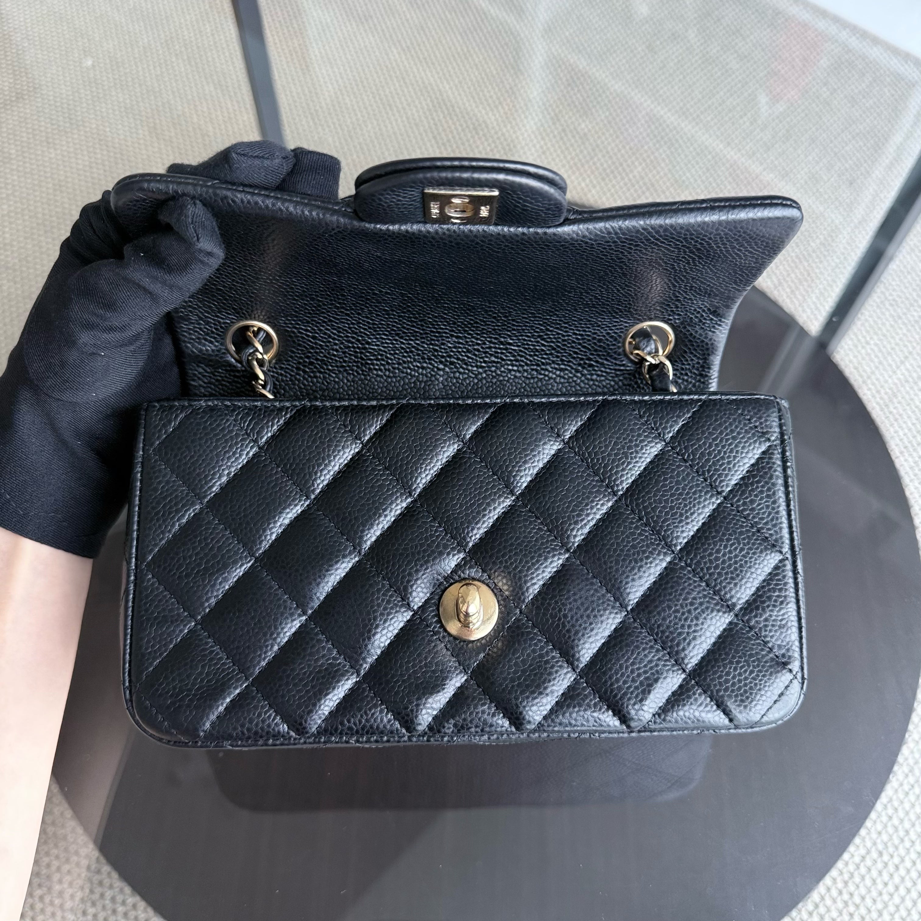 Chanel Classic Flap Mini - Caviar 20CM Quilted Black Gold Hardware Series 25