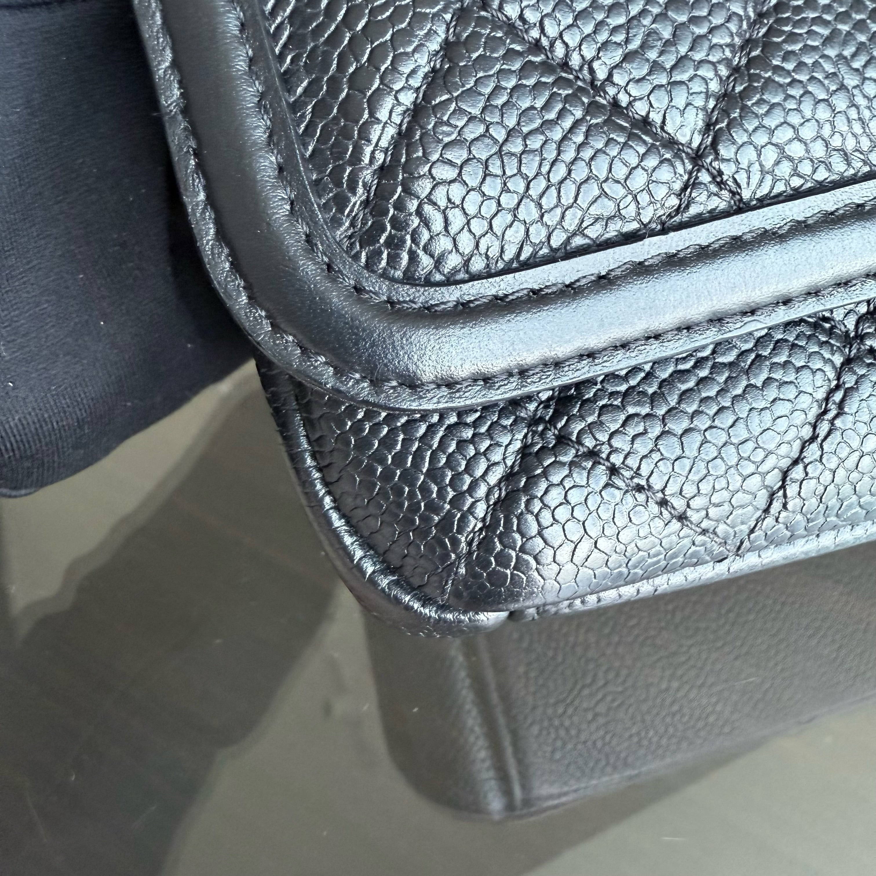 Chanel Filigree CC Small - Caviar Quilted Grained Calfskin Black Gold Hardware Series 23