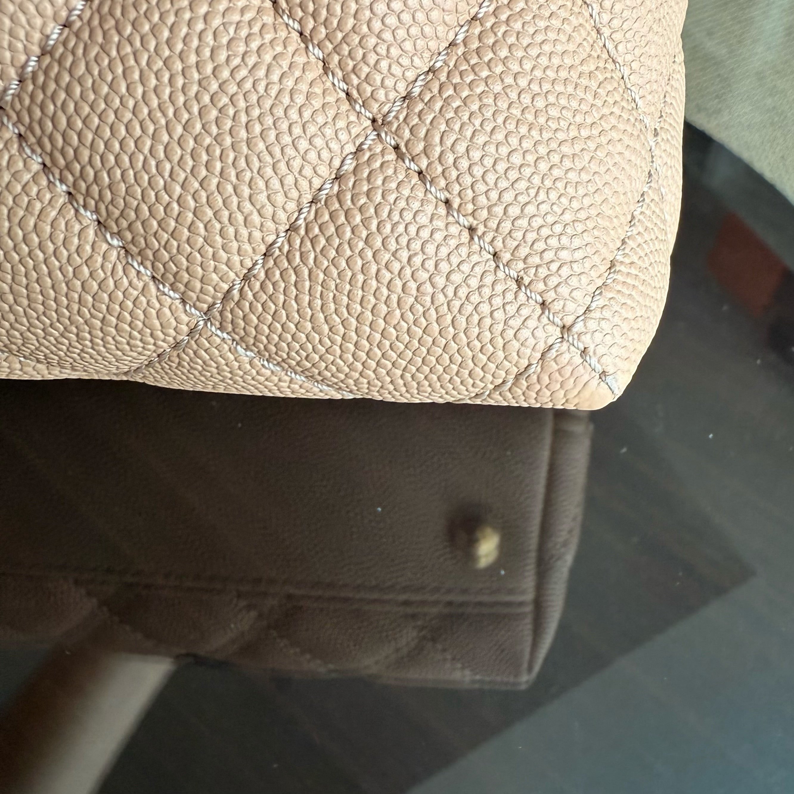 Chanel Coco Handle Medium - Caviar Quilted Beige Gold Hardware