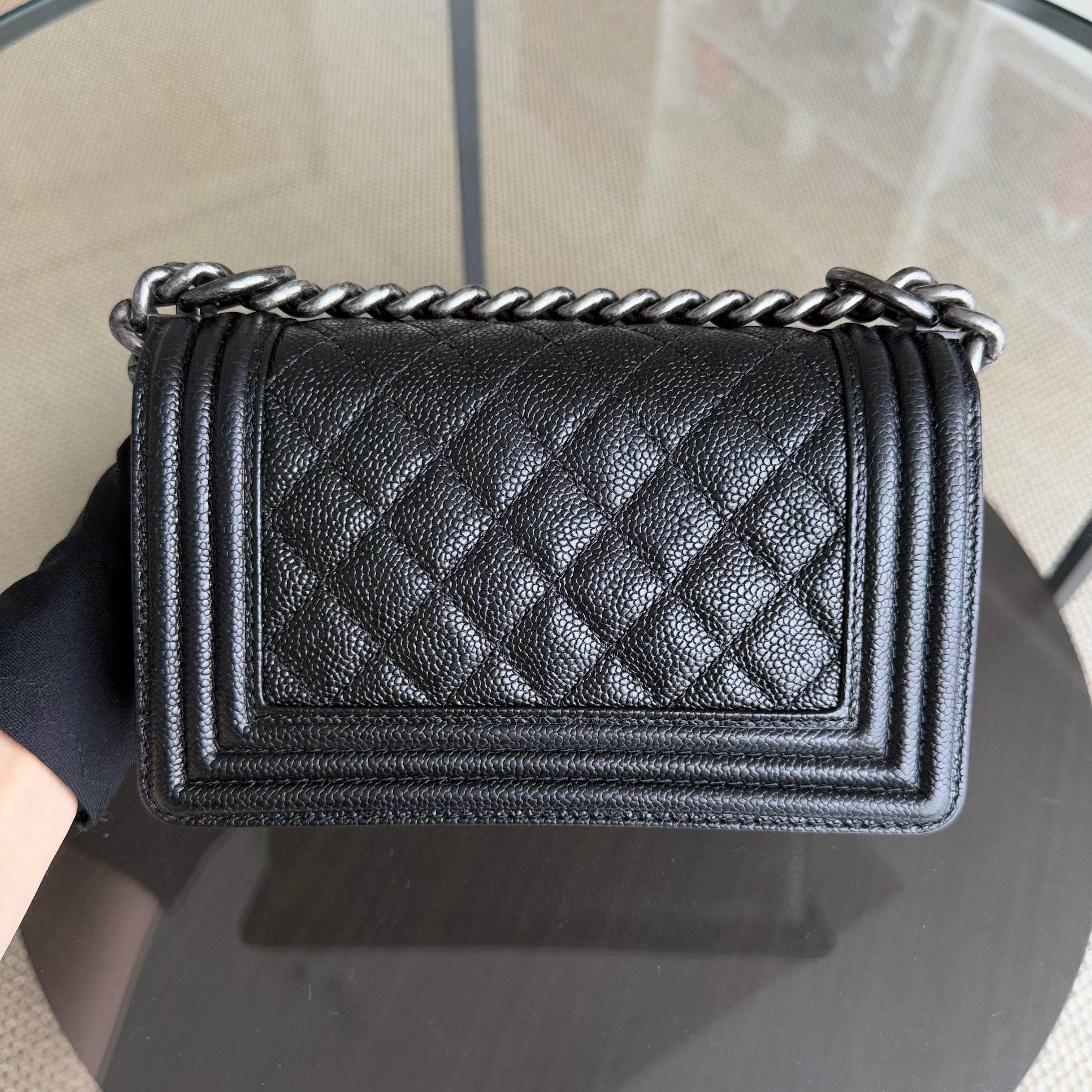 Chanel Boy Small - Caviar 20CM Quilted Black Ruthenium Silver Hardware Series 23