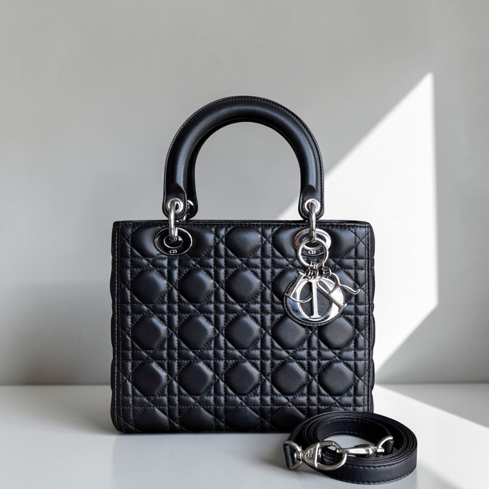 Dior Lady Medium - Cannage Lambskin Black Silver Hardware