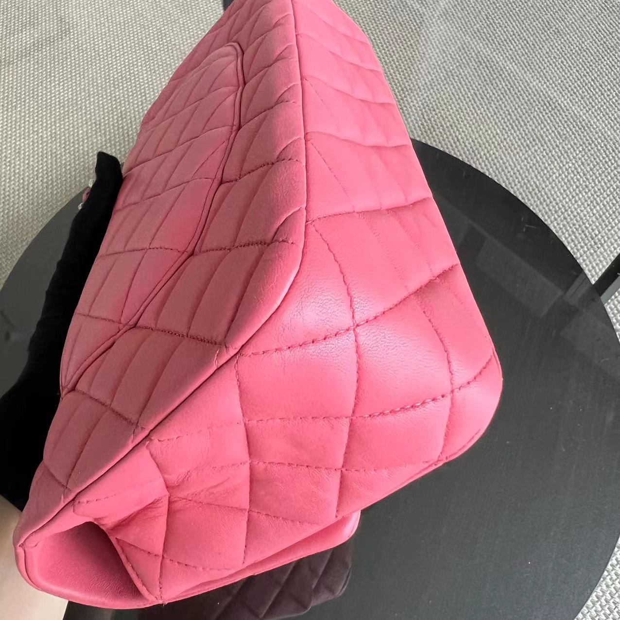 Chanel Classic Flap Medium - Vanitine Single Flap Quilted Lambskin Sakura Pink Golden Hardware Seires 19