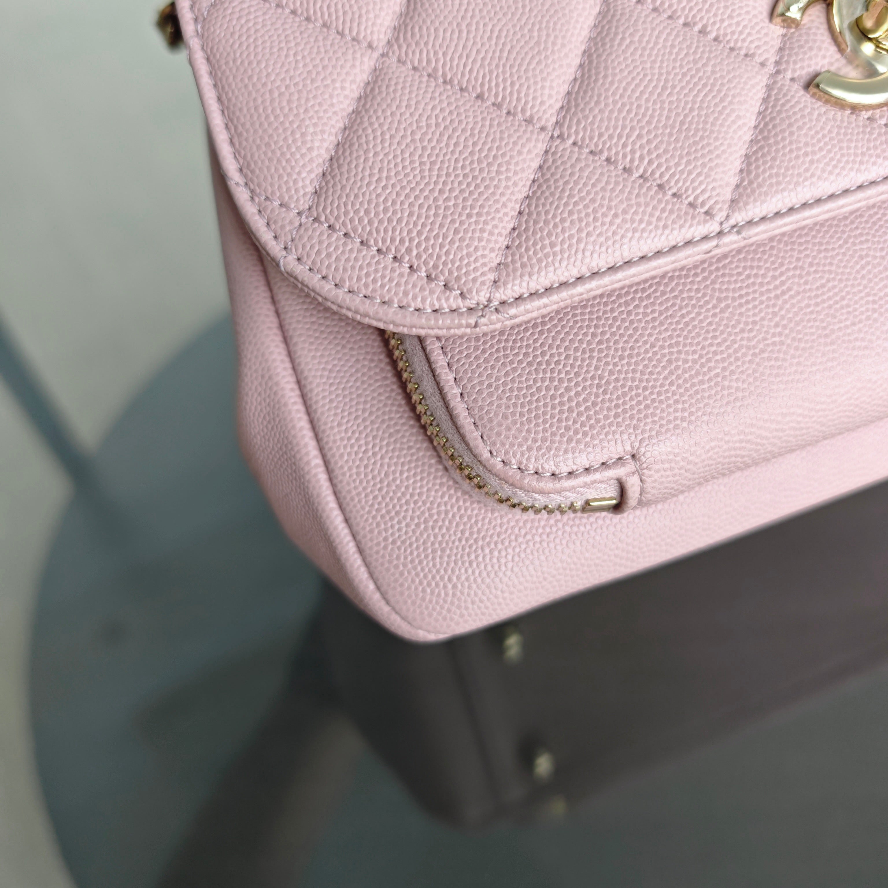 Chanel Business Affinity - Medium 23CM Caviar Quilted Sakura Light Pink Gold Hardware Series 25