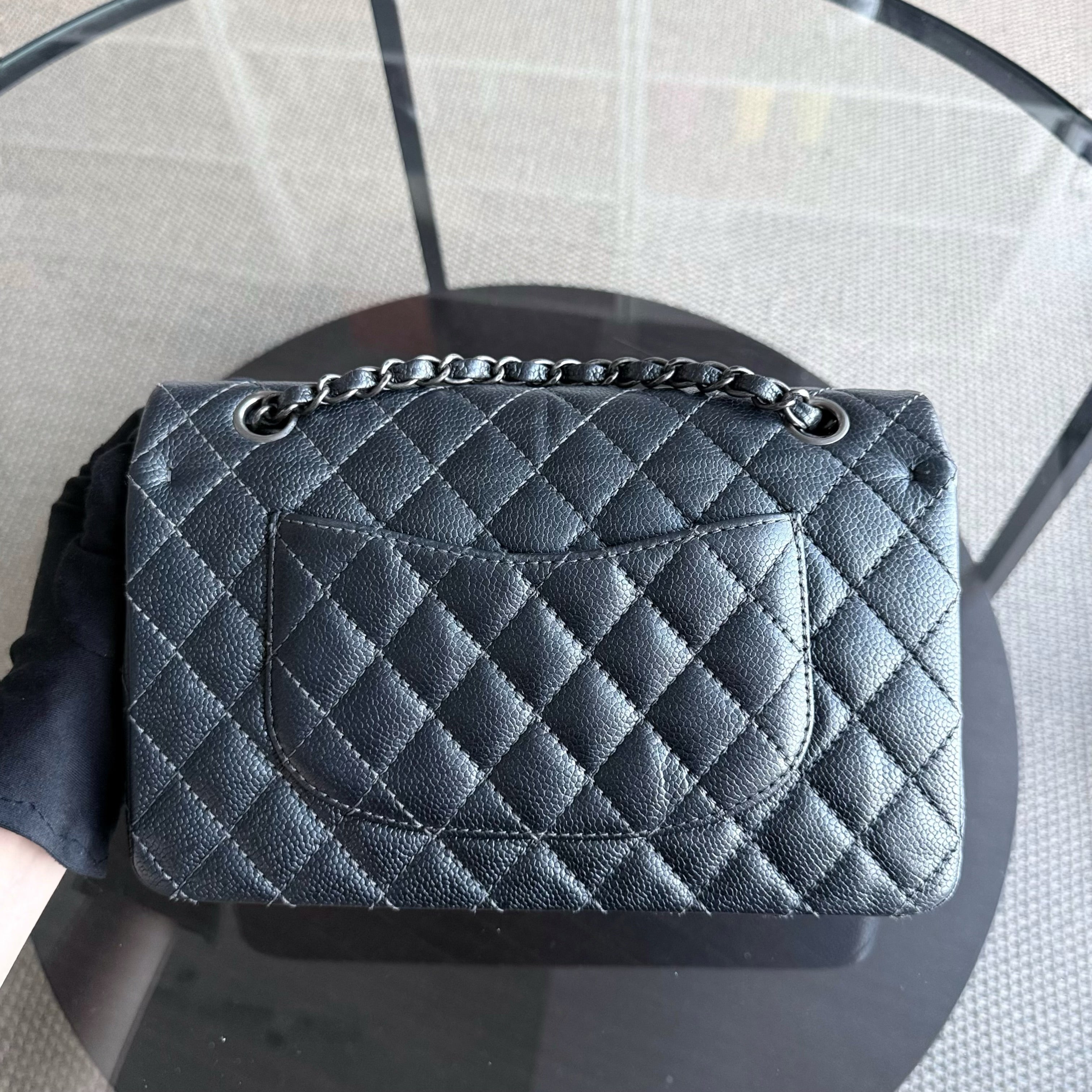 Chanel Classic Flap Medium - Caviar 25CM Quilted Grained Calfskin Black Silver Hardware Series 20