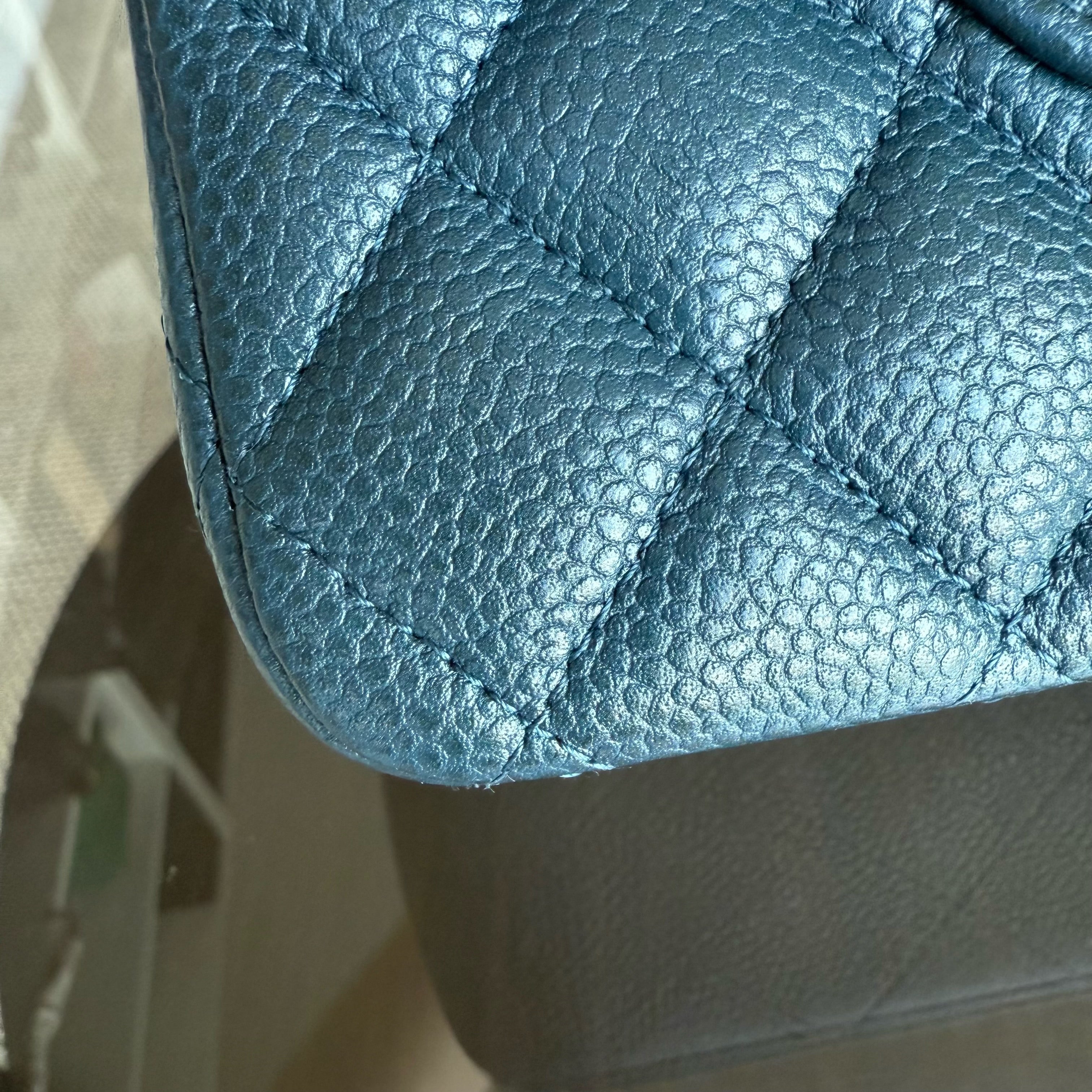 Chanel Classic Flap Medium - Caviar 25CM Quilted Grained Calfskin Blue Green Gold Hardware Series 20
